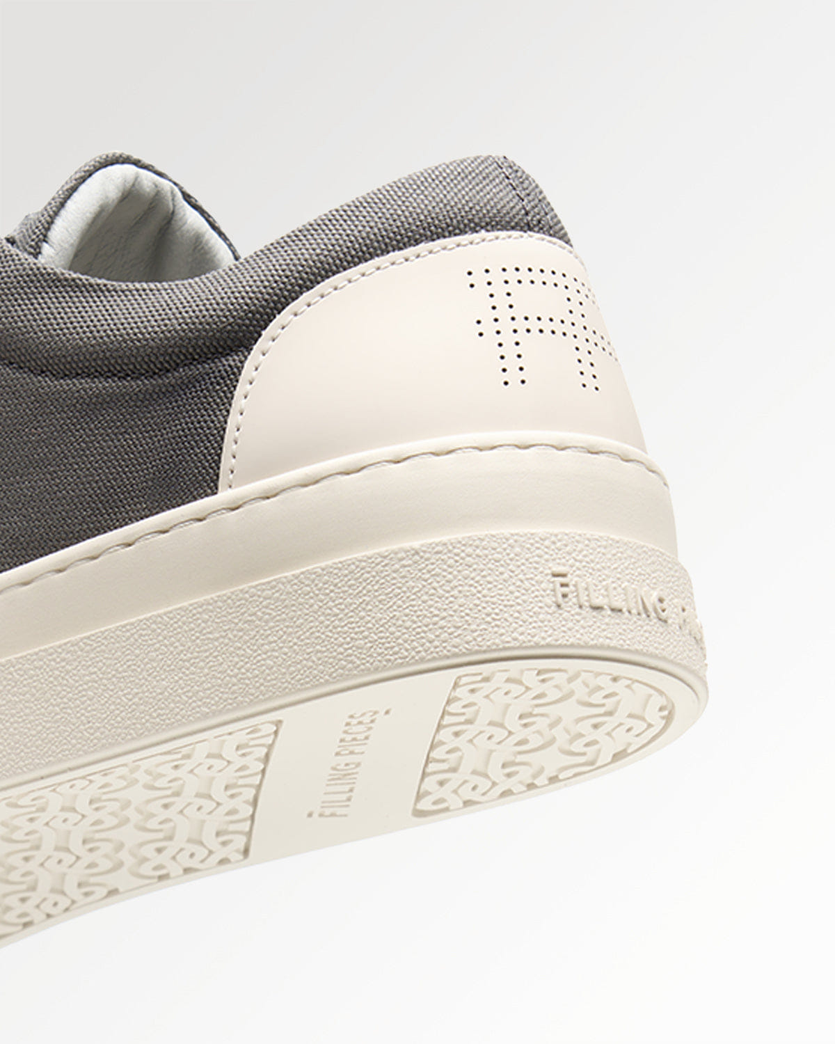 Conventional Riviera Low Dark Grey