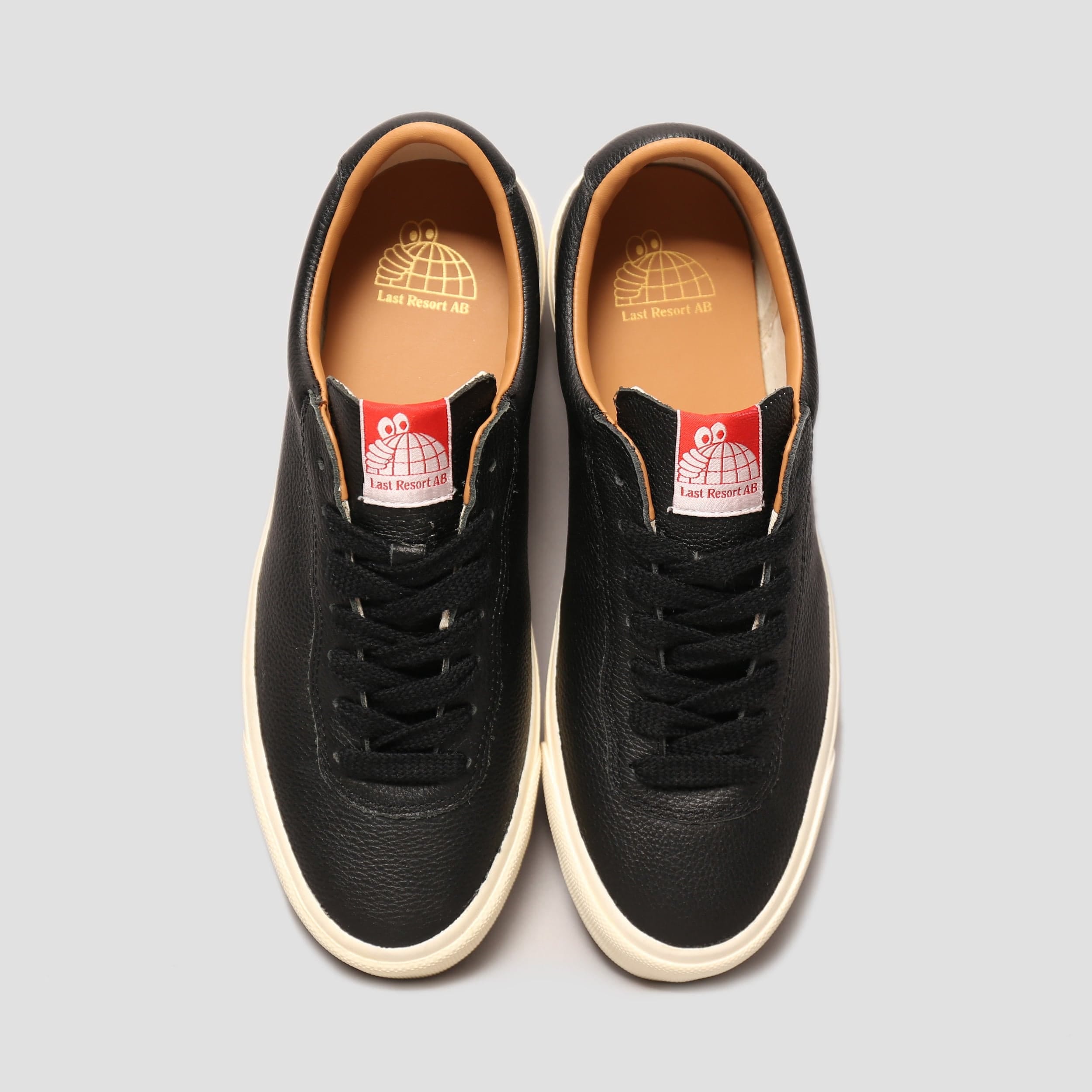Last Resort AB Last Resort VM001 Mill Leather Lo Shoes Black / White