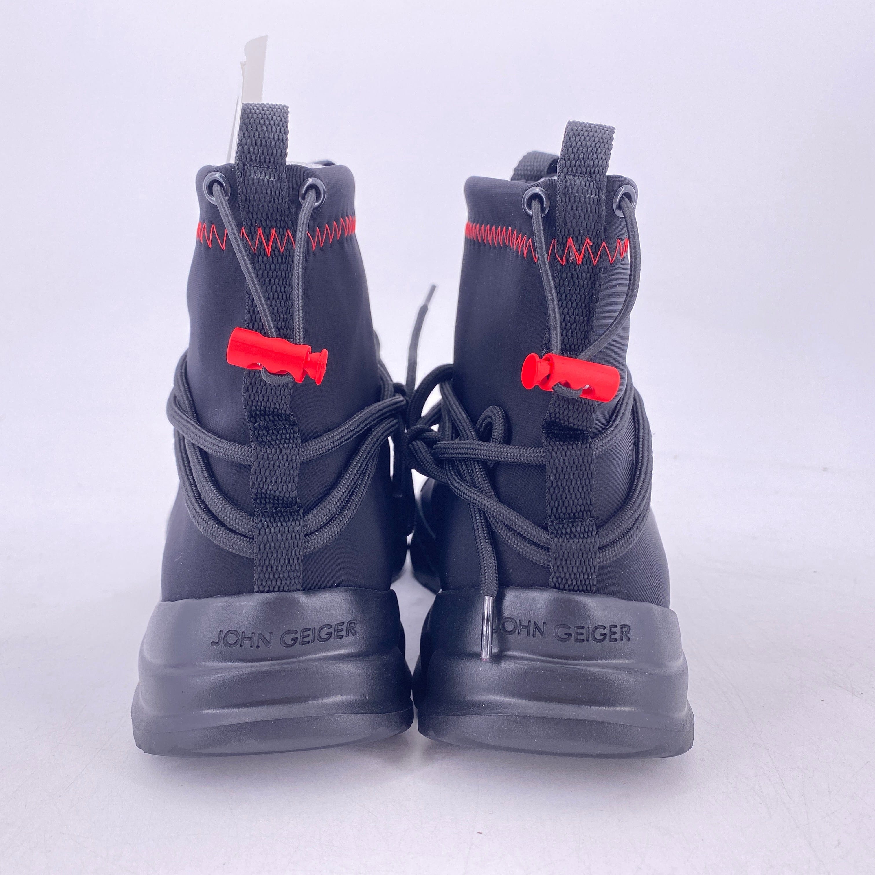 John Geiger 002 Black New Size 6
