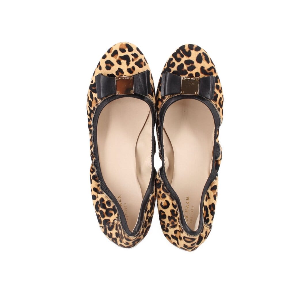 COLE HAAN LEOPARD FLATS TAN 10 US