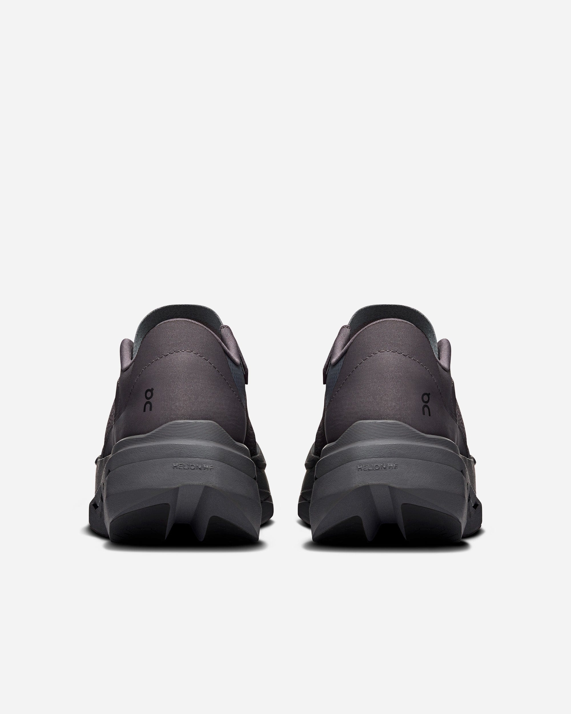 On AG (on Running) On x PAF Cloudboom Next