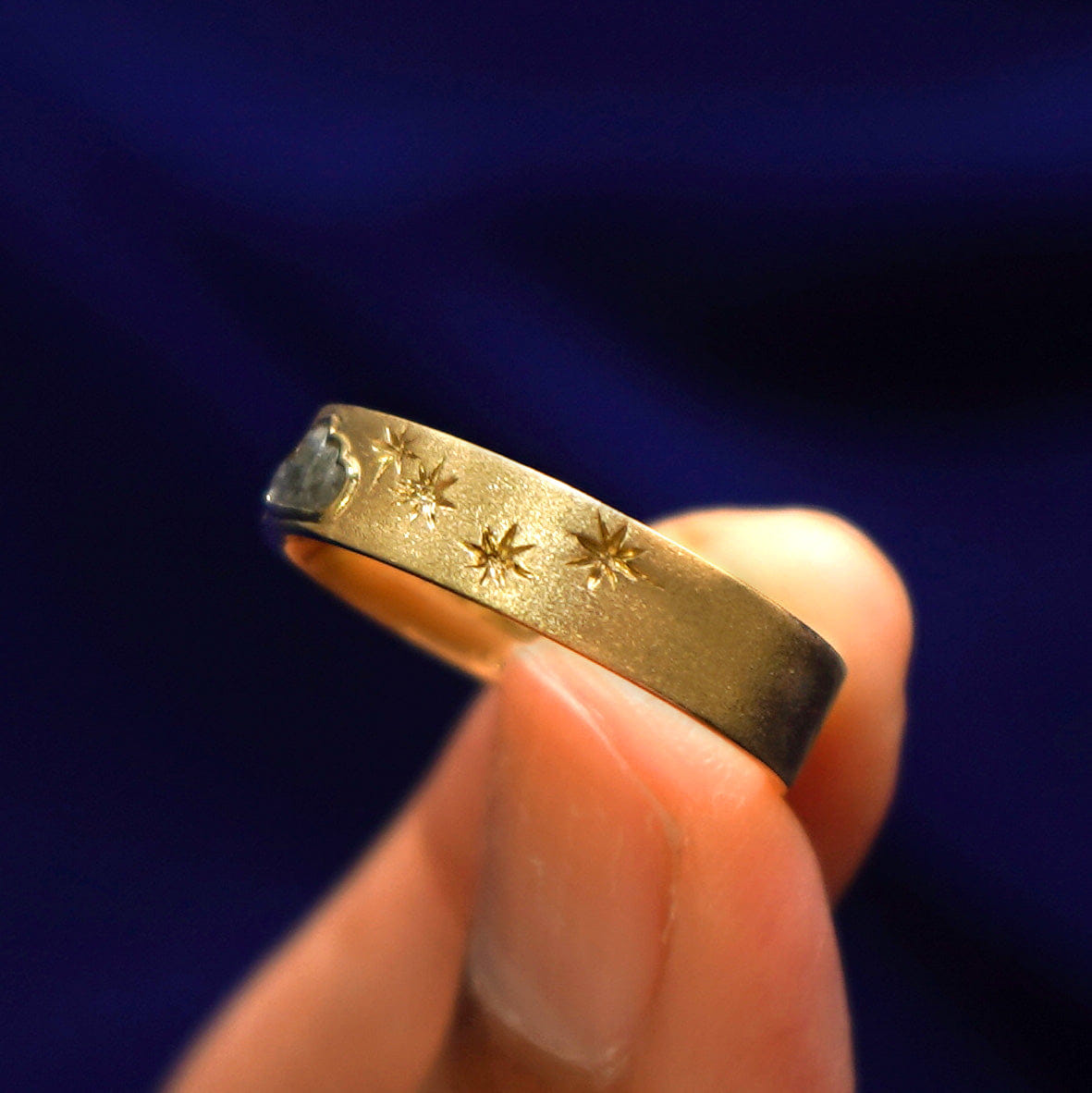 Automic Gold Studio Cloud Diamond Band