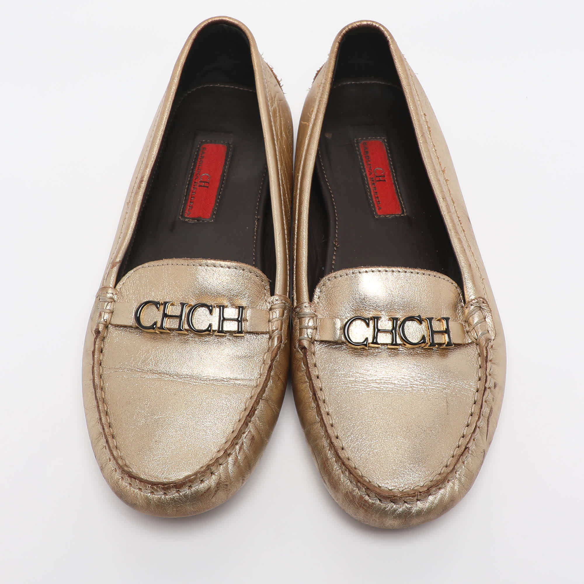 Ch Carolina Herrera Gold Leather Logo Embellished Loafers