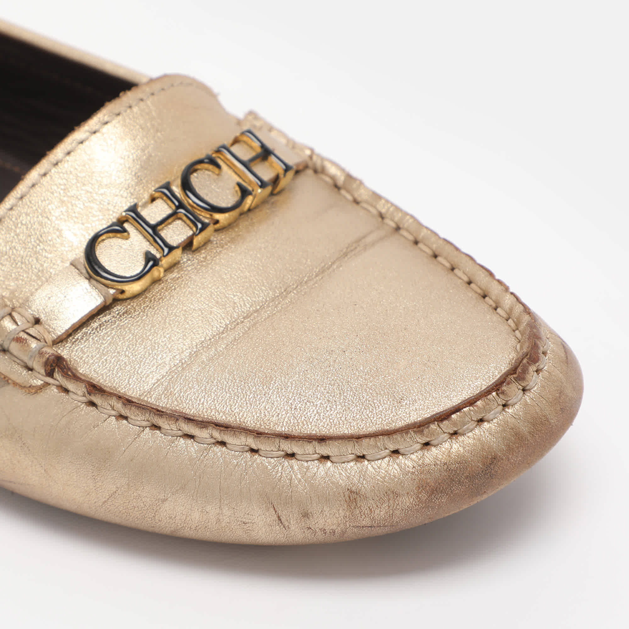 Ch Carolina Herrera Gold Leather Logo Embellished Loafers