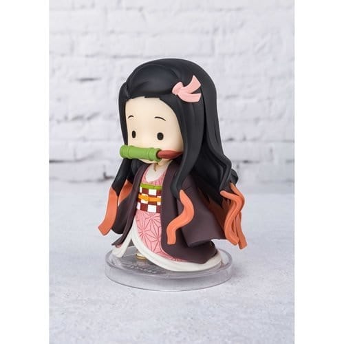 Toyshnip Bandai Demon Slayer Little Nezuko Figuarts Mini Mini - Figure