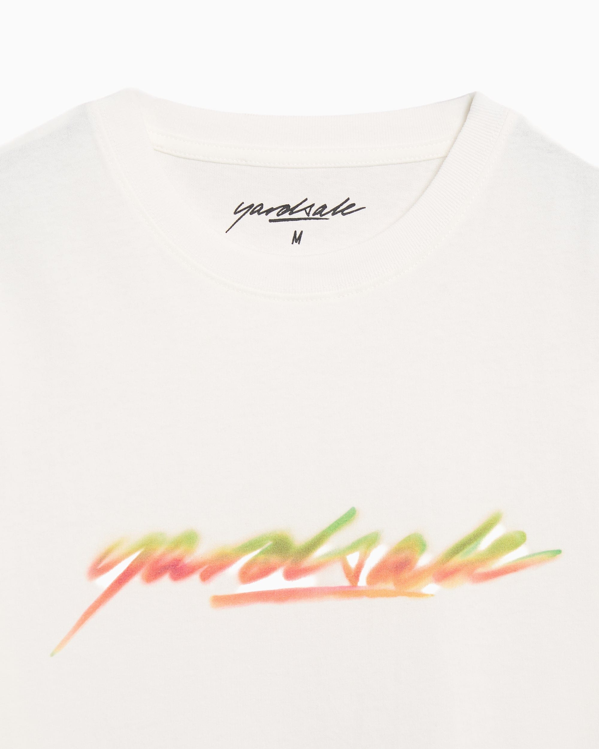 Yardsale Camiseta con gráfico Relaxed Yardsale XXX Script Spray para hombre