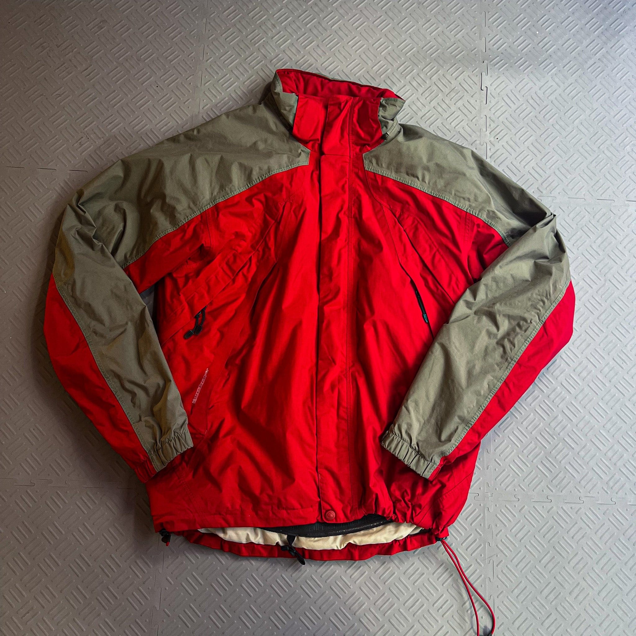 Nike ACG Vintage 2000's Nike ACG Red Grey Jacket (M)