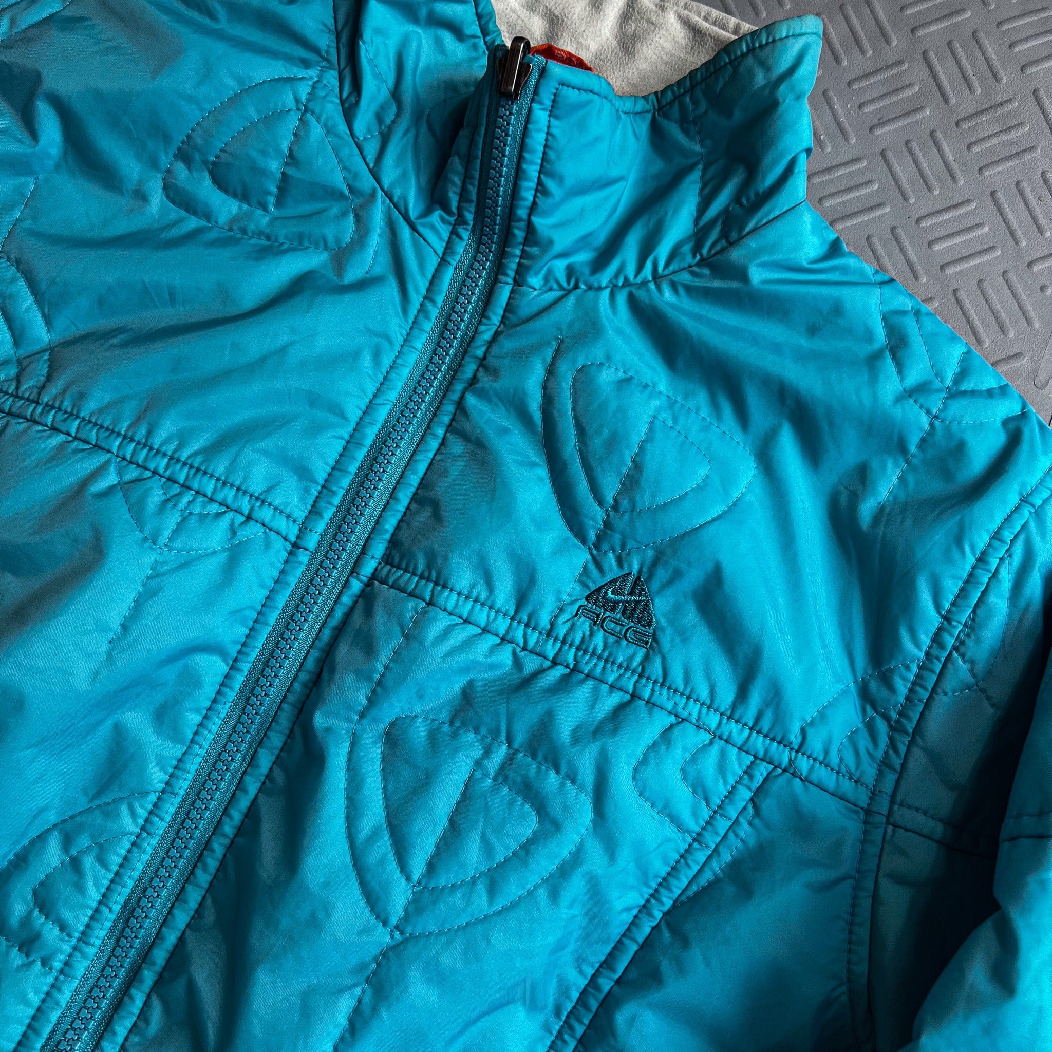 Nike ACG Vintagr 2000's Nike ACG Blue Jacket (M)