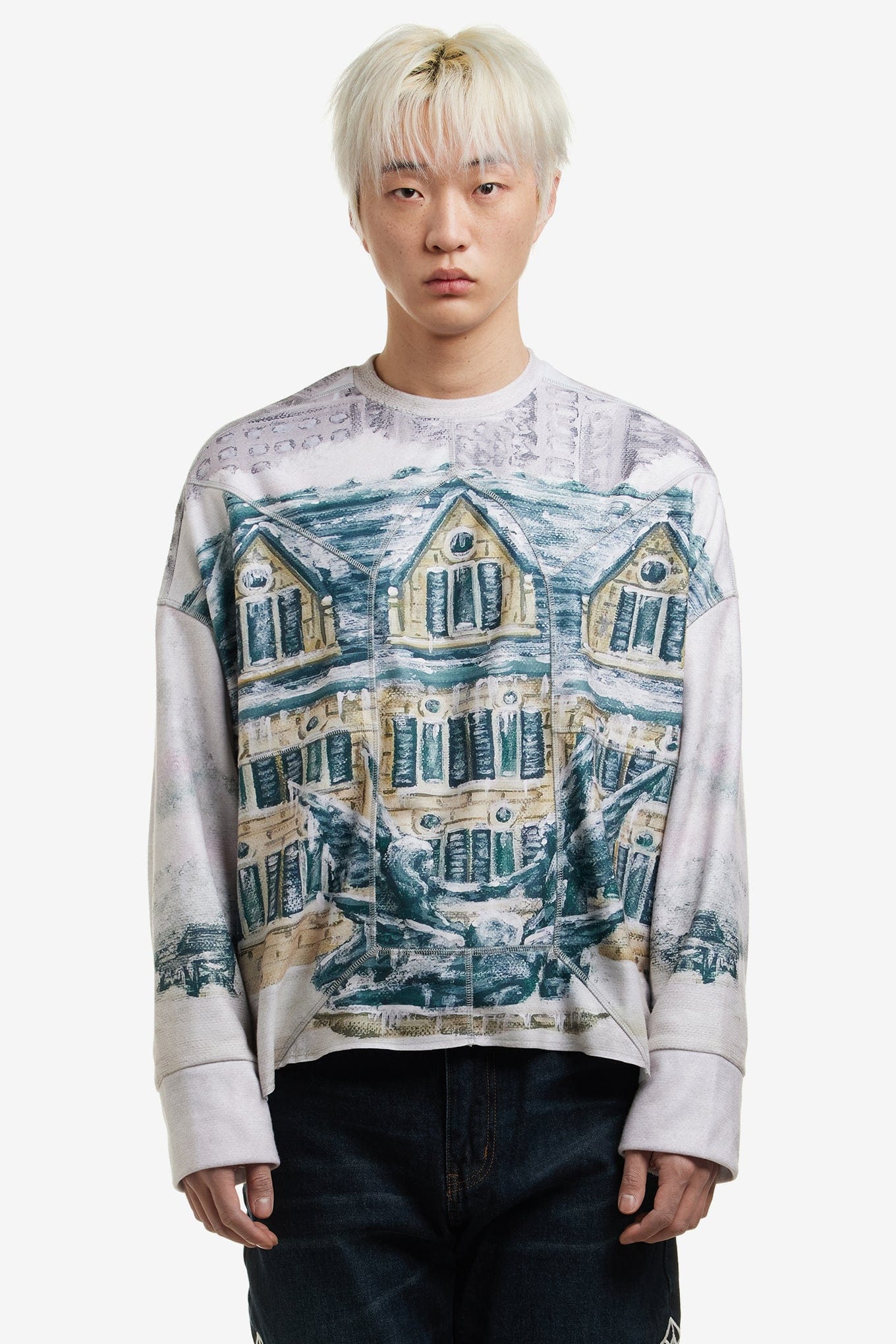 WHO Decides WAR STATUE LONG SLEEVE