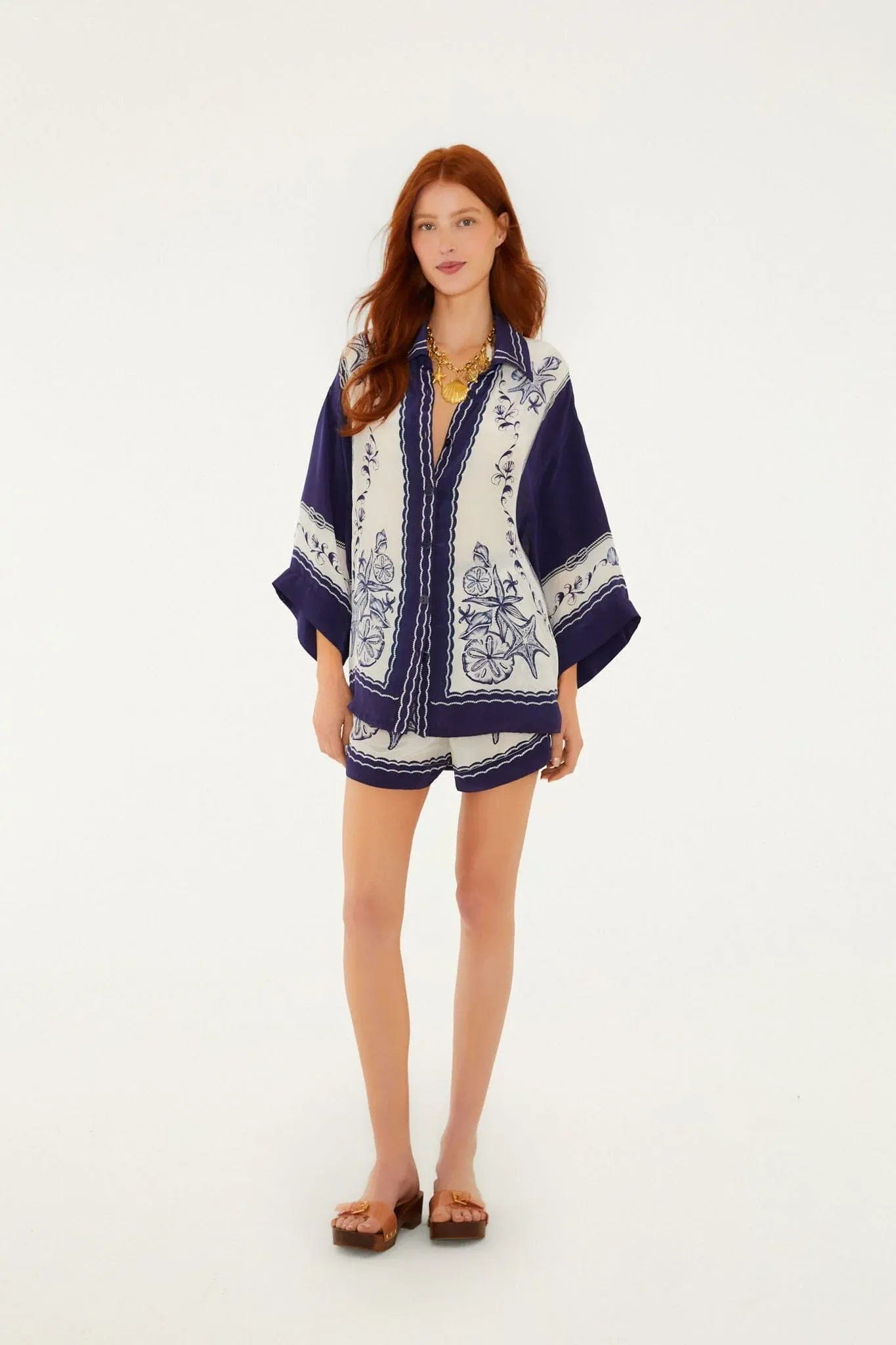 FARM RIO Coast Scarf Shorts in White