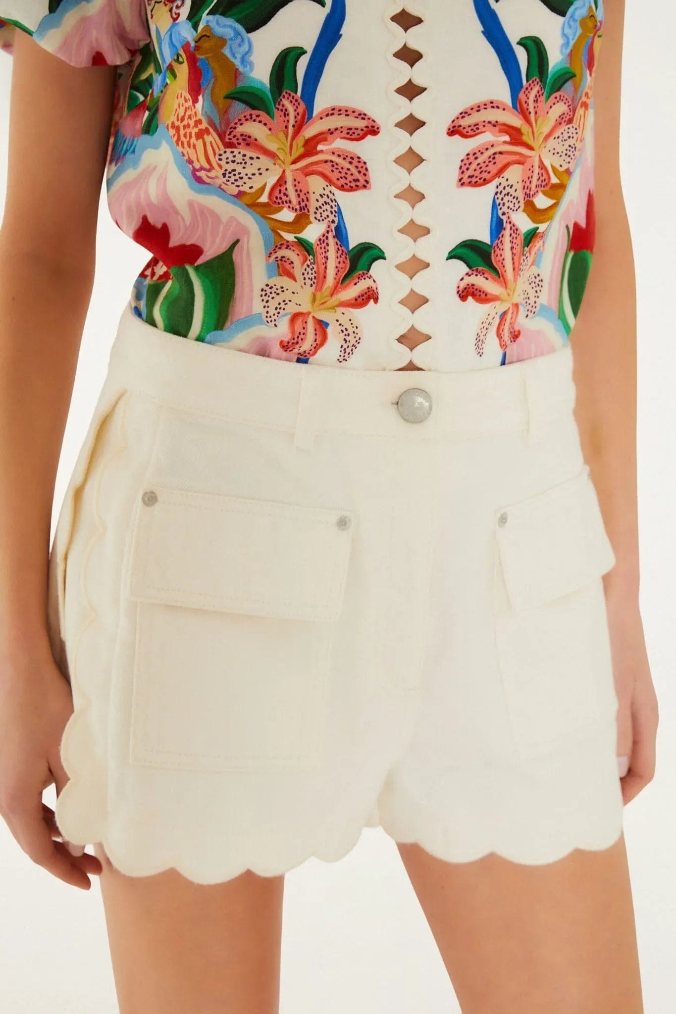 FARM RIO Canvas Scalloped Cotton Shorts in White