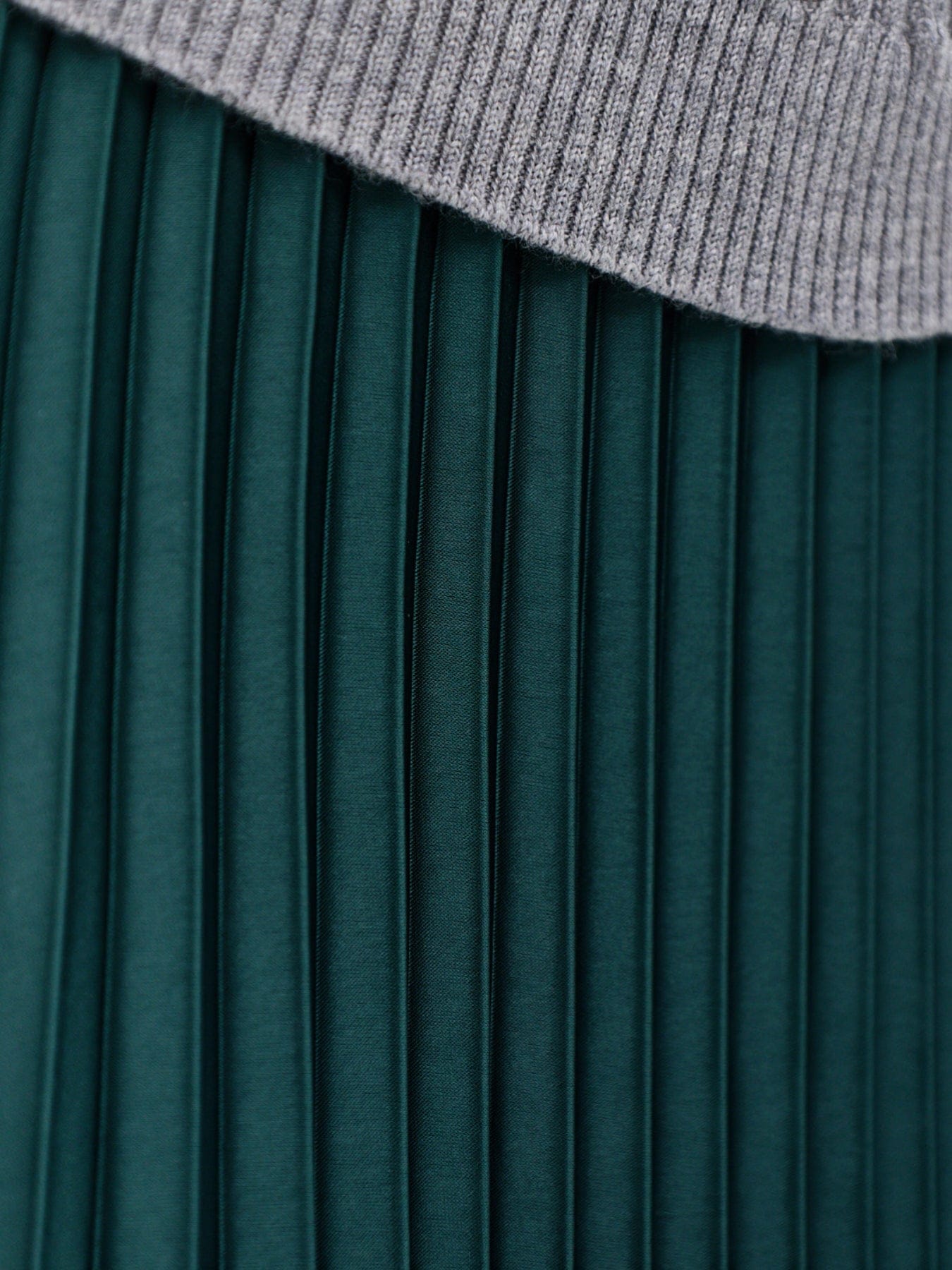 Weekend Max Mara Nicchia Pleated Skirt Green