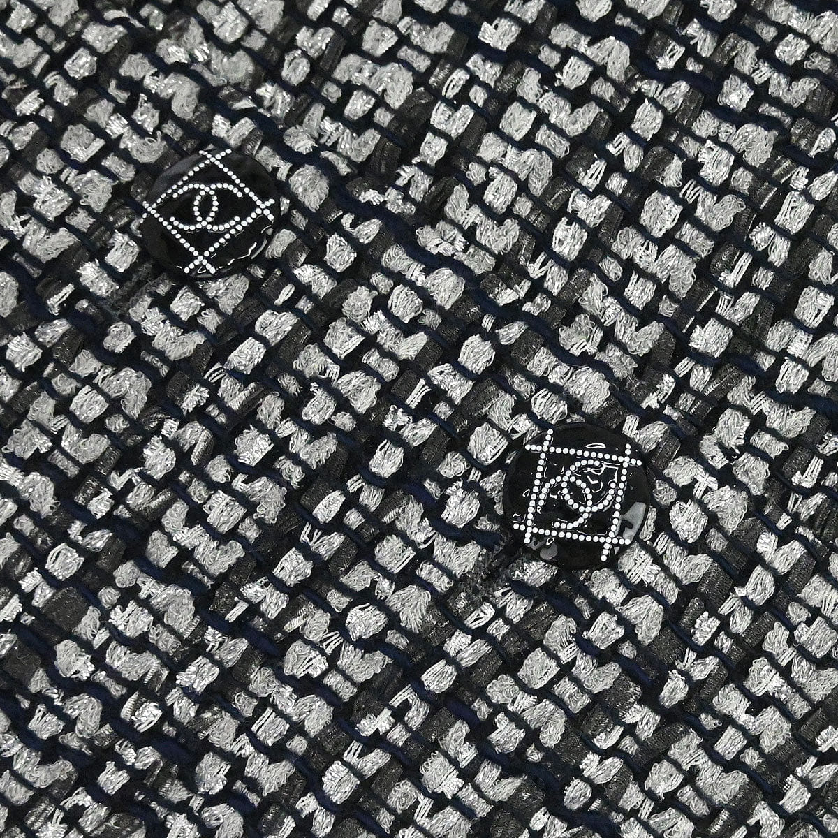AMORE Vintage Tokyo Chanel 2018 - 2019 Single Breasted Tweed Jacket Gray #44