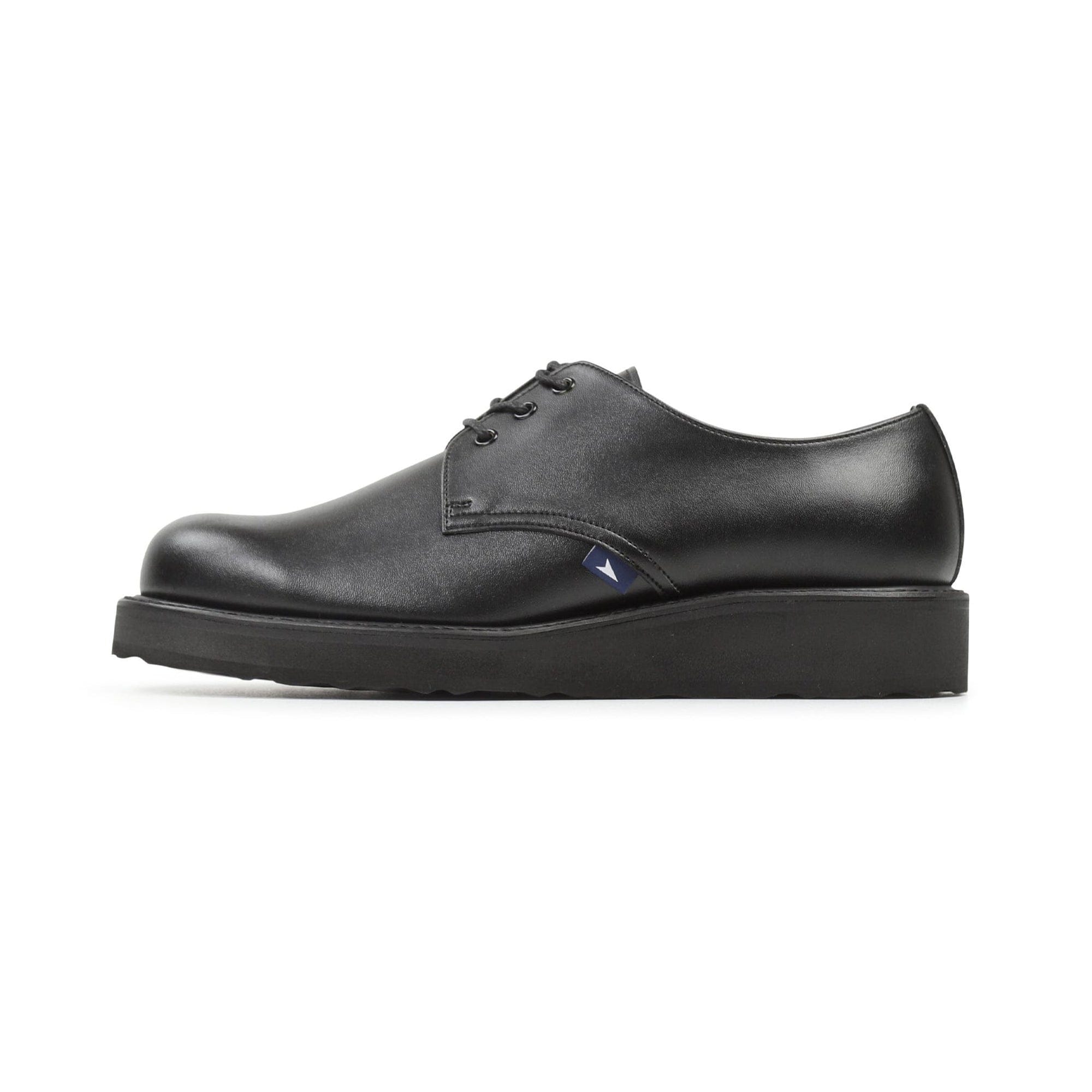 Descendant DWU 3 Hole Shoes - Black