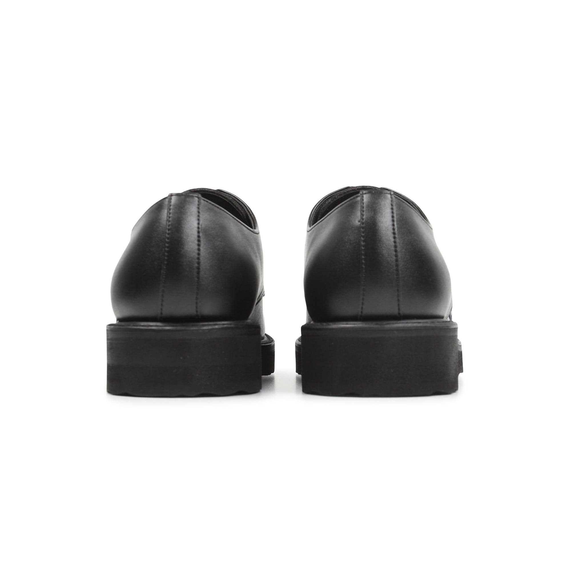 Descendant DWU 3 Hole Shoes - Black