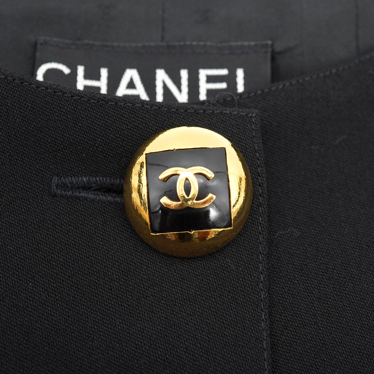 VINTAGE CHANEL COCO BUTTON NO COLLAR JACKET BLACK WOOL 42 RTW 90332936