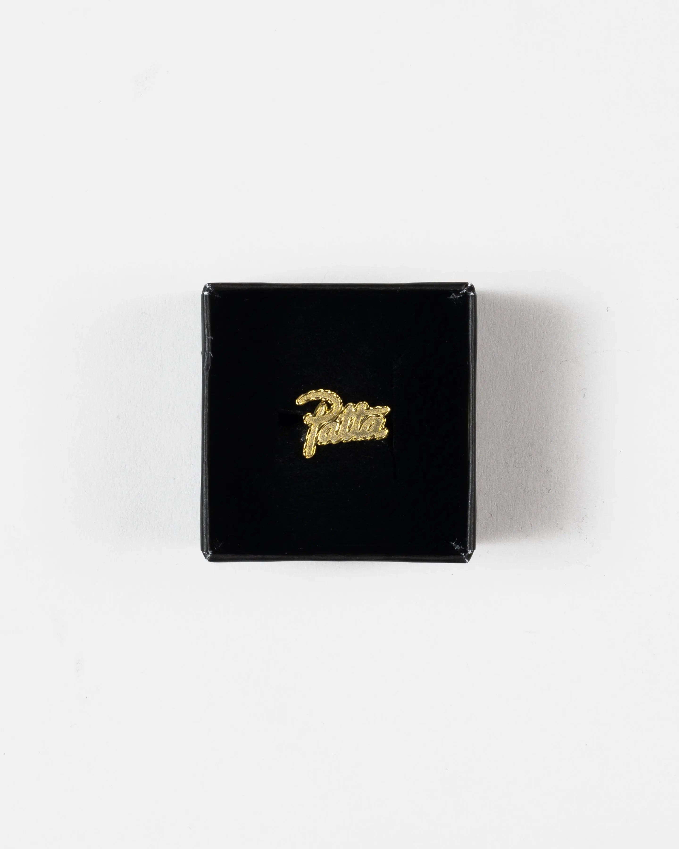 Patta Script Logo Plated Earring (Gold)
