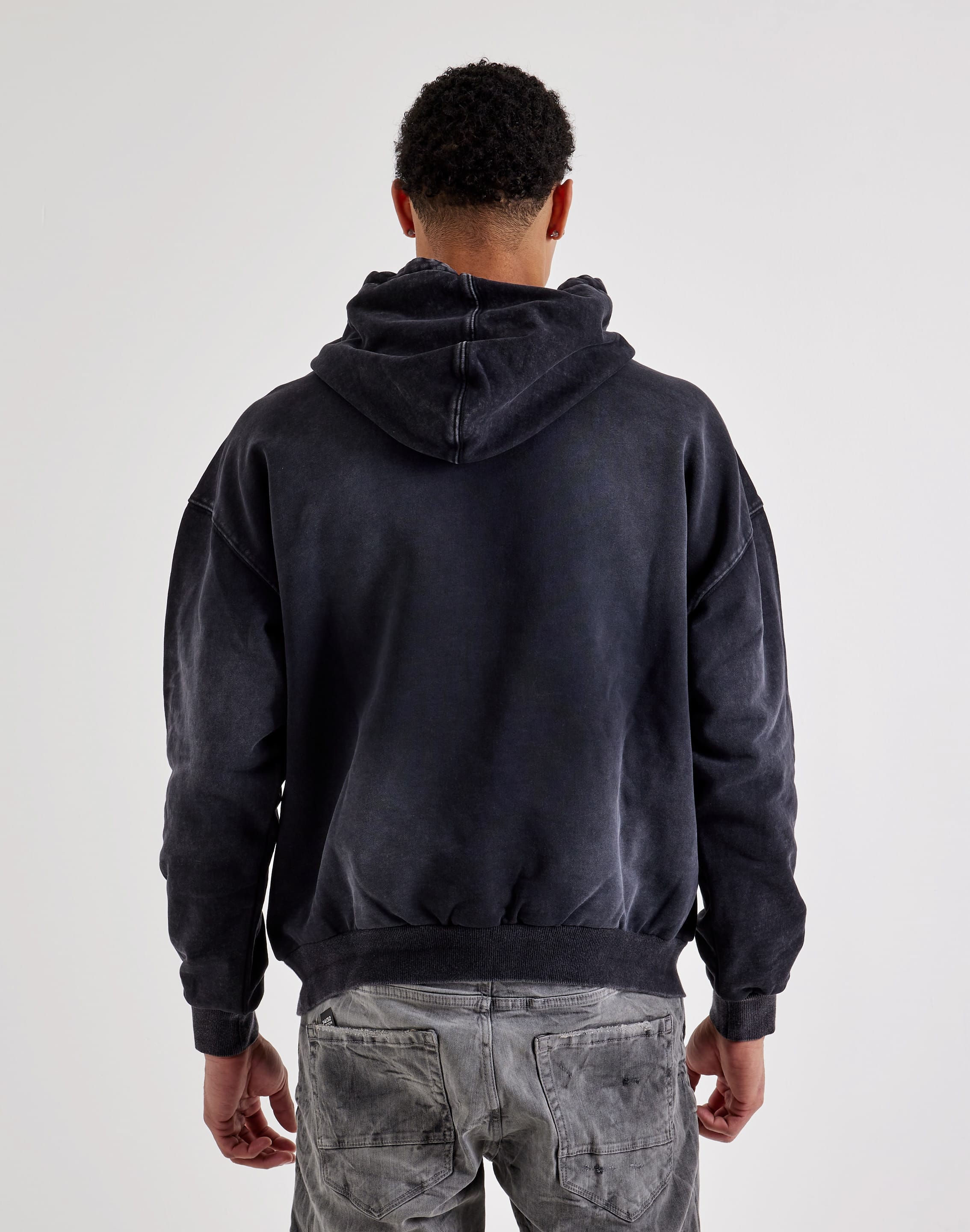 Majestik Skeleton Card Game Graphic Hoodie
