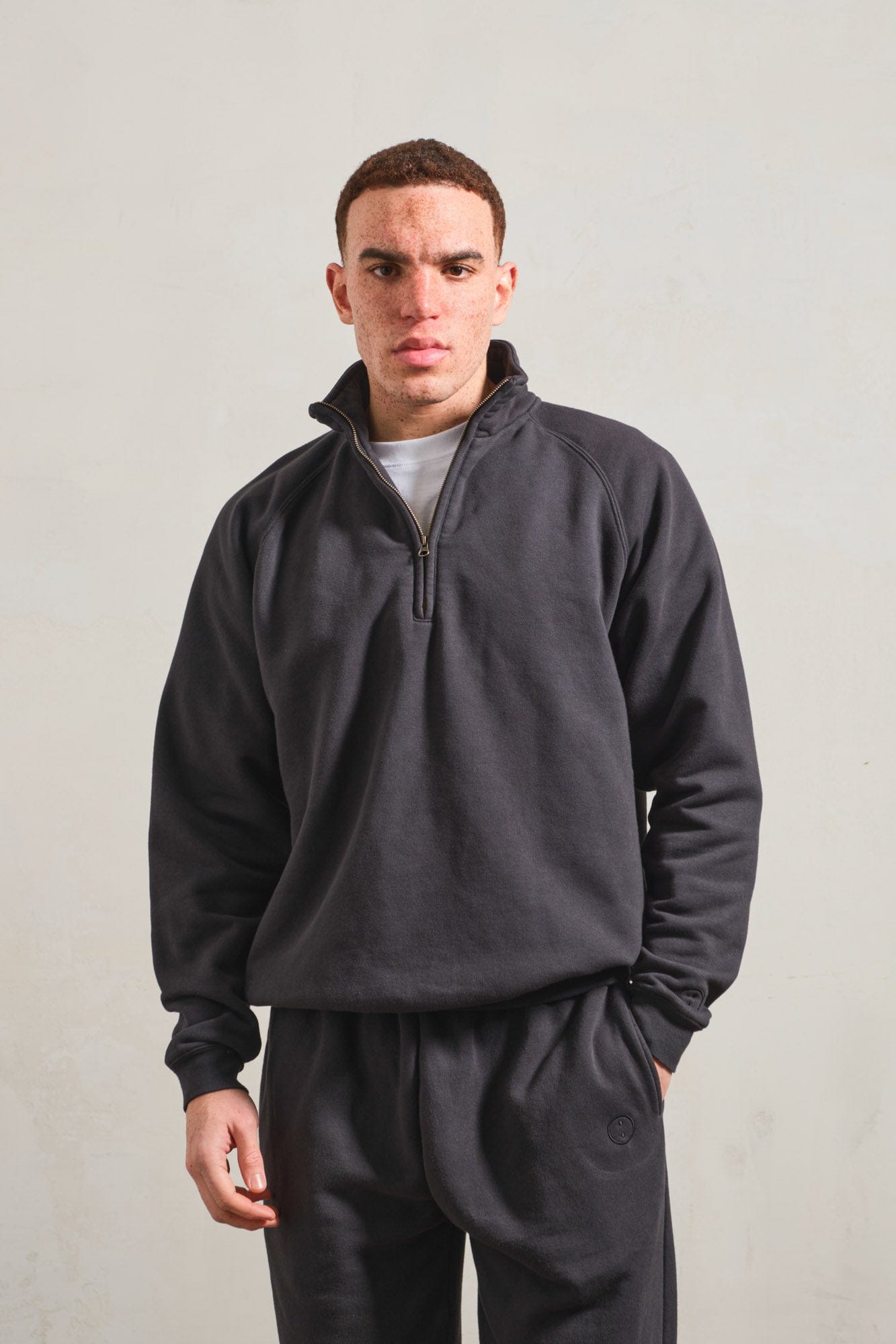 Essentials Vintage Washed 1/4 Zip Sweatshirt & Jogger Set - Black