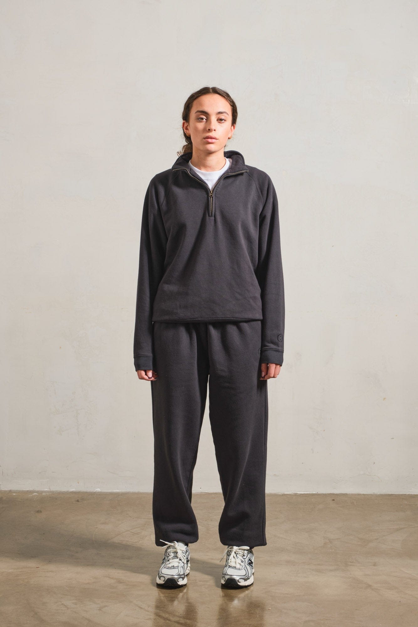 Essentials Vintage Washed 1/4 Zip Sweatshirt & Jogger Set - Black