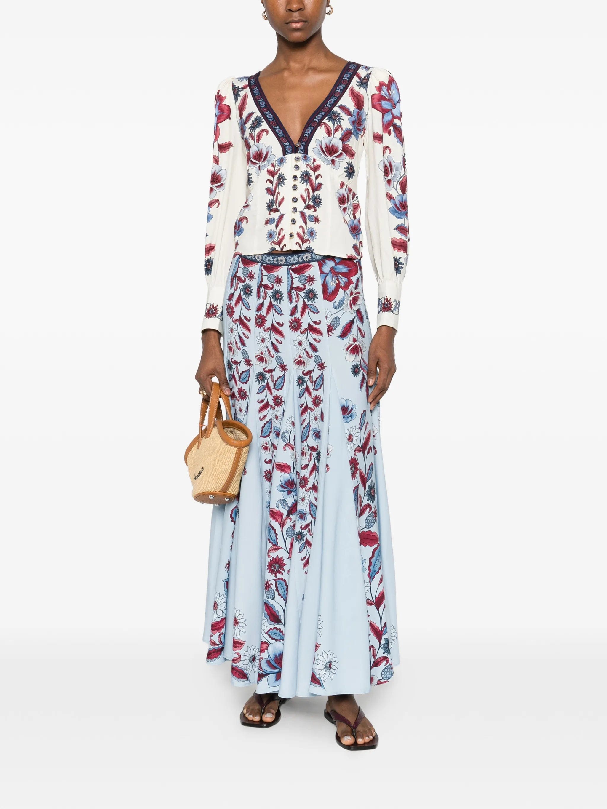FARM Rio floral - print V - neck blouse