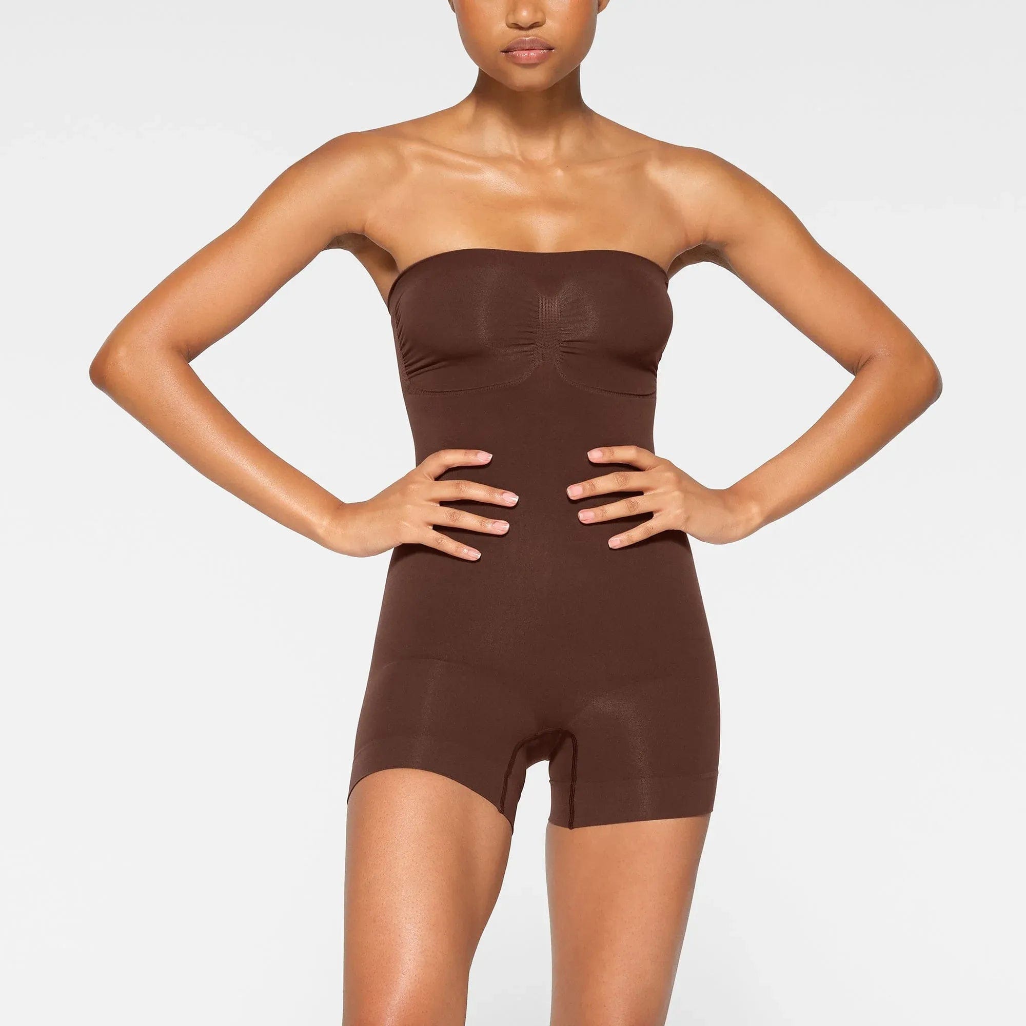 SEAMLESS SCULPT Skims Seamless Sculpt Strapless Shortie Bodysuit Cocoa