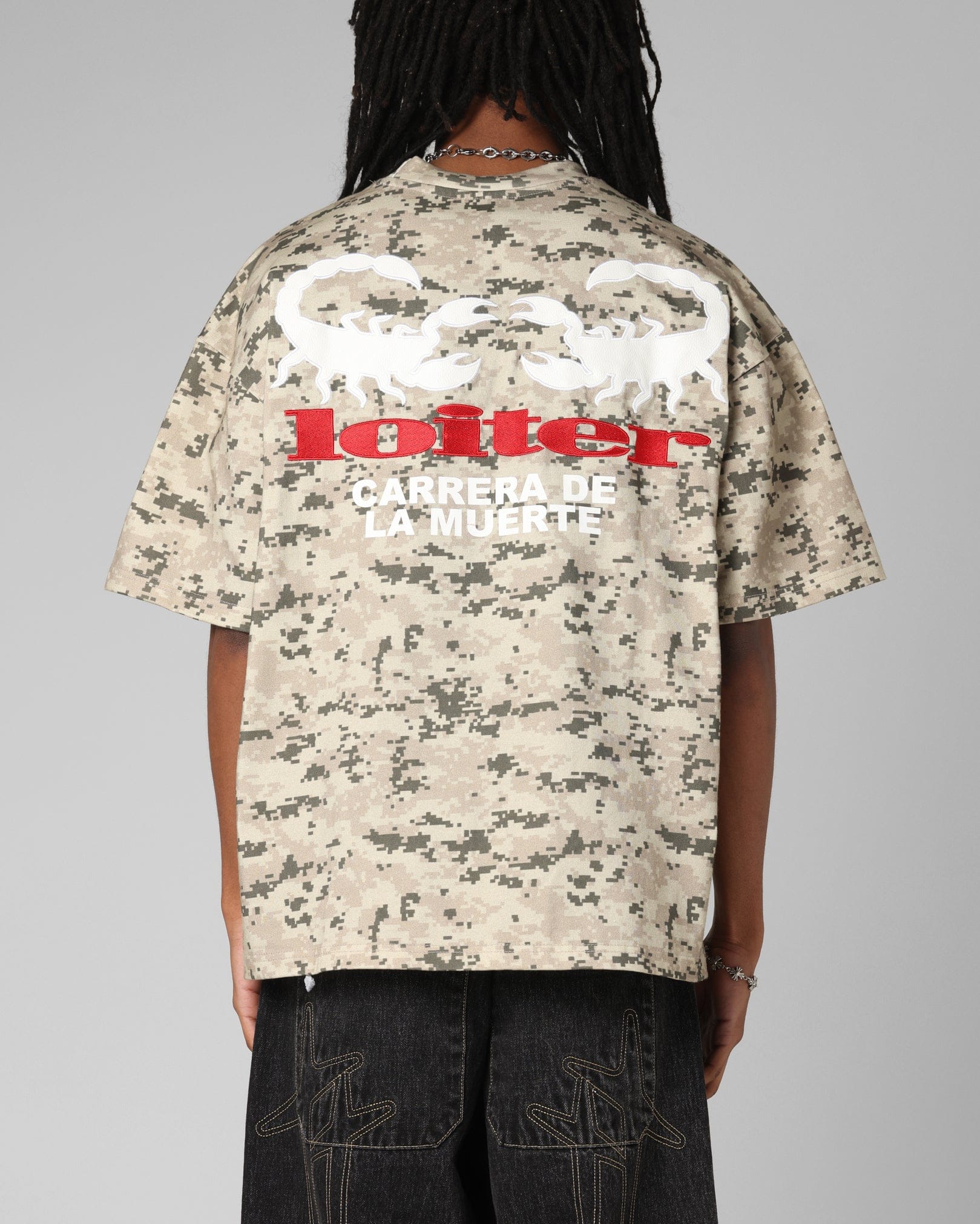 Loiter Bullrush Premium T - Shirt Digi Camo