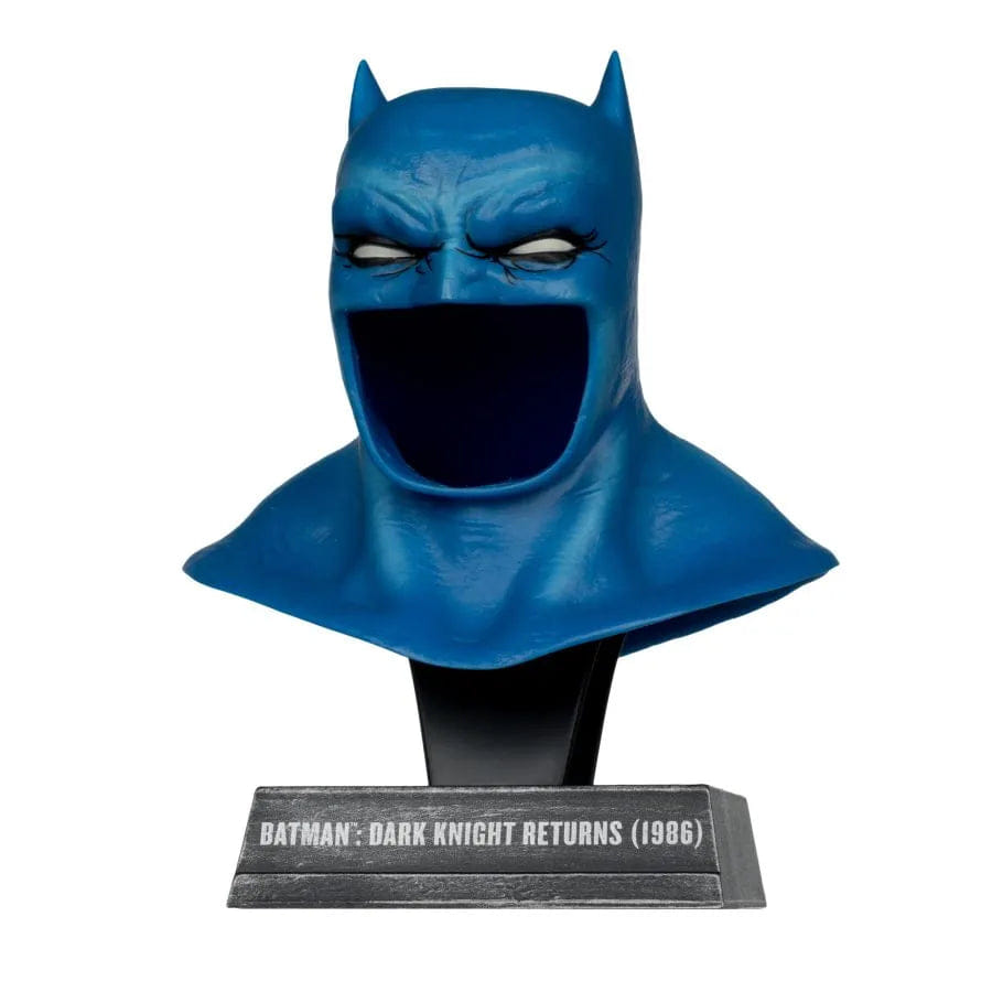 Mcfarlane Toys DC Comics - Batman (Dark Knight Returns) Cowl 1:3 Scale Prop Replica