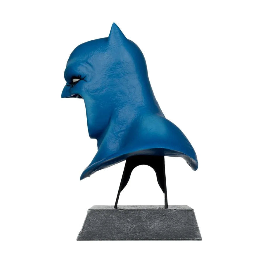 Mcfarlane Toys DC Comics - Batman (Dark Knight Returns) Cowl 1:3 Scale Prop Replica