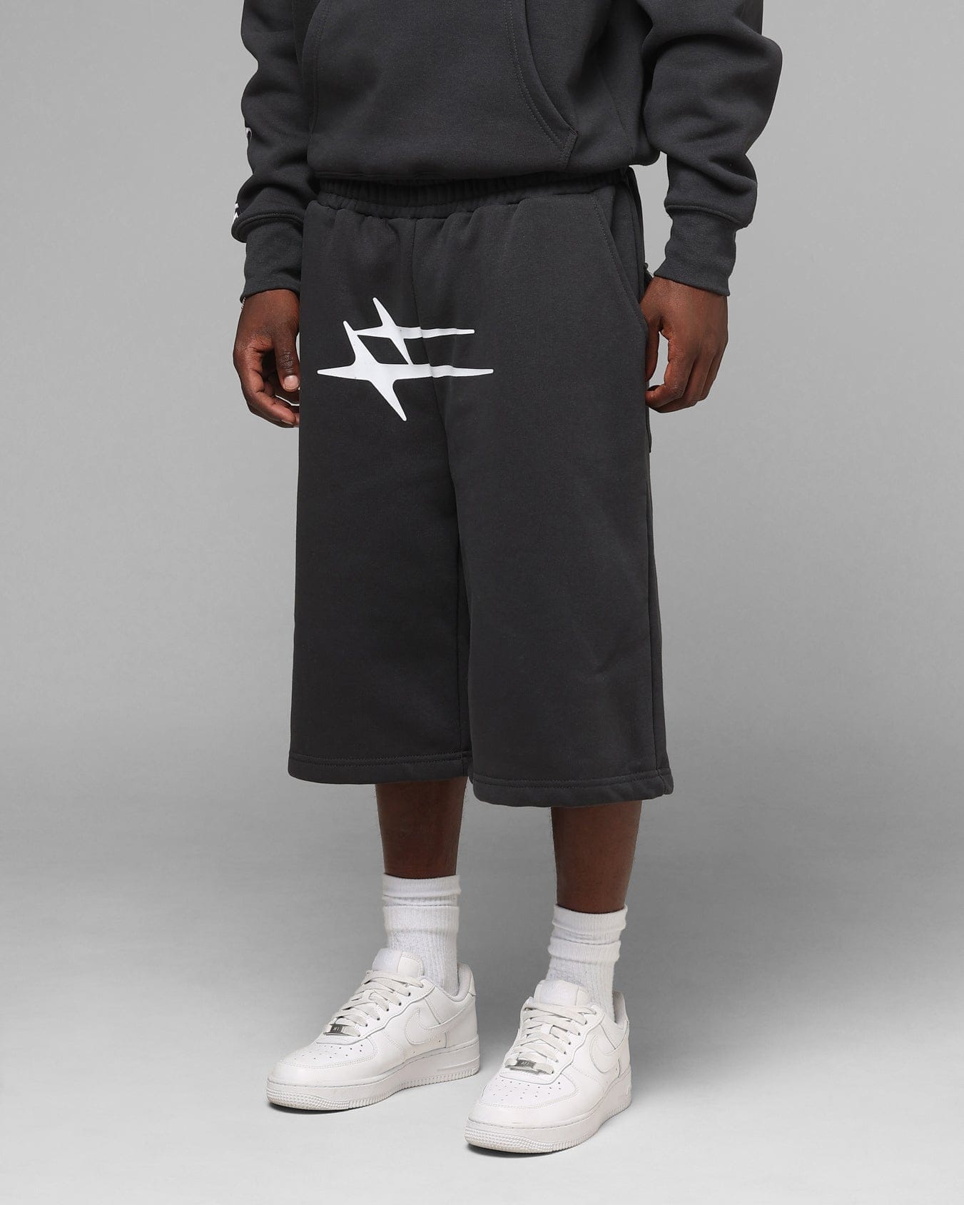 Loiter Hybrid Shorts Charcoal