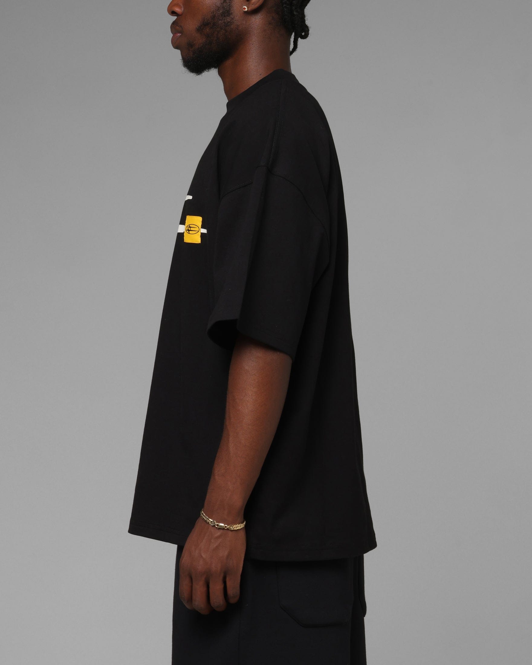 Loiter Hybrid Premium T - Shirt Black