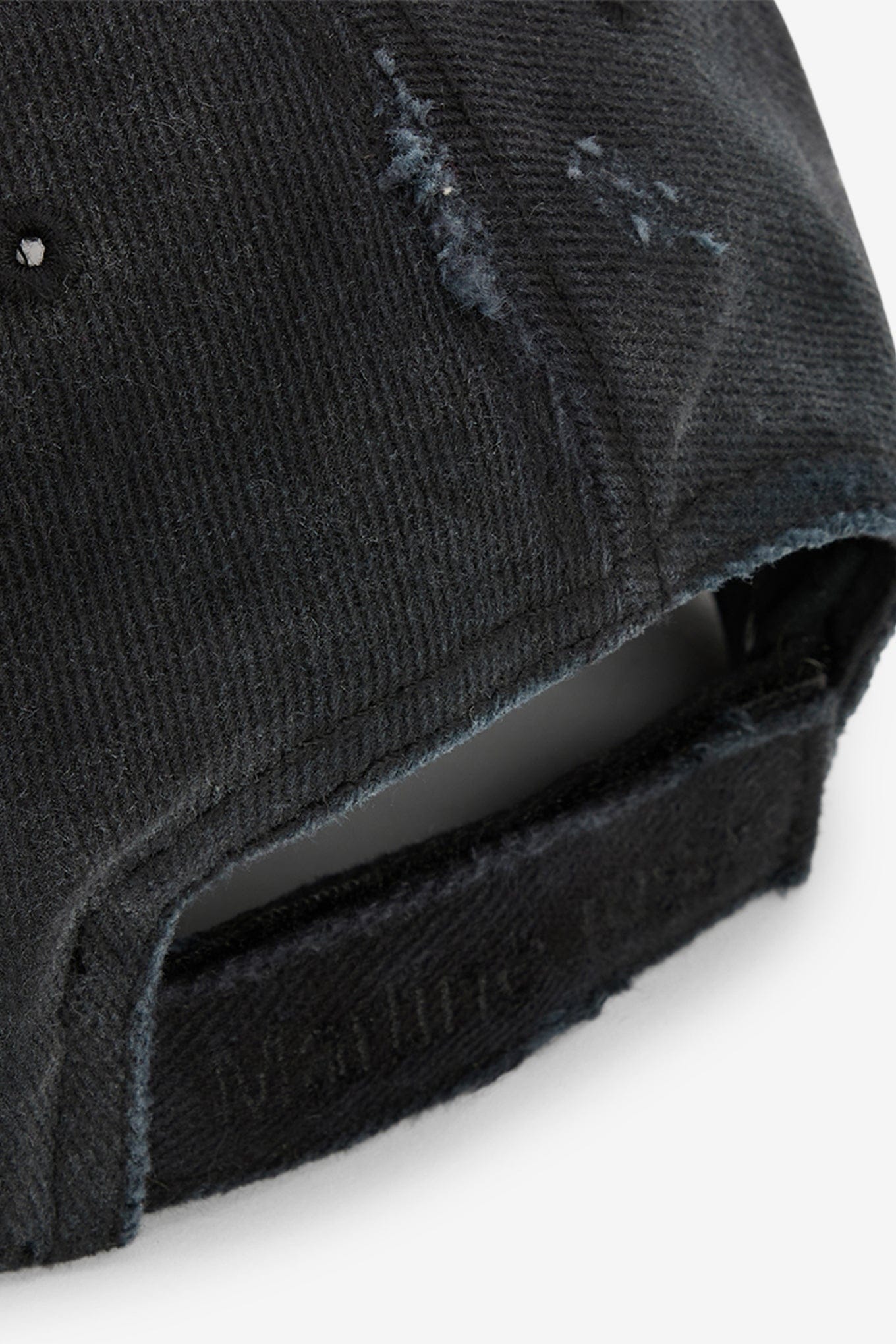 Martine ROSE CUT PEAK CAP