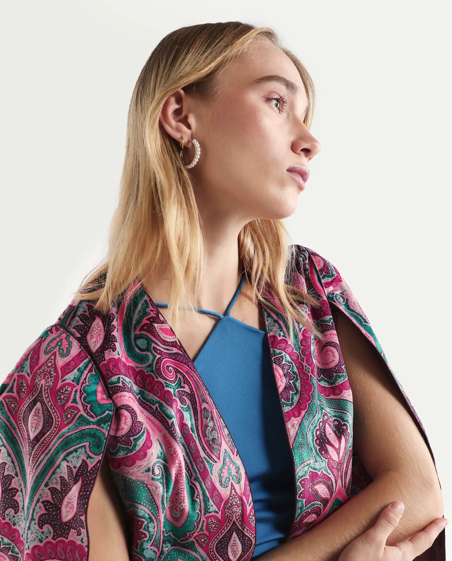 Rareism Women's Fewdy Multi Polyester Blend Collarless Paisley Print Crop Regular Fit Jacket