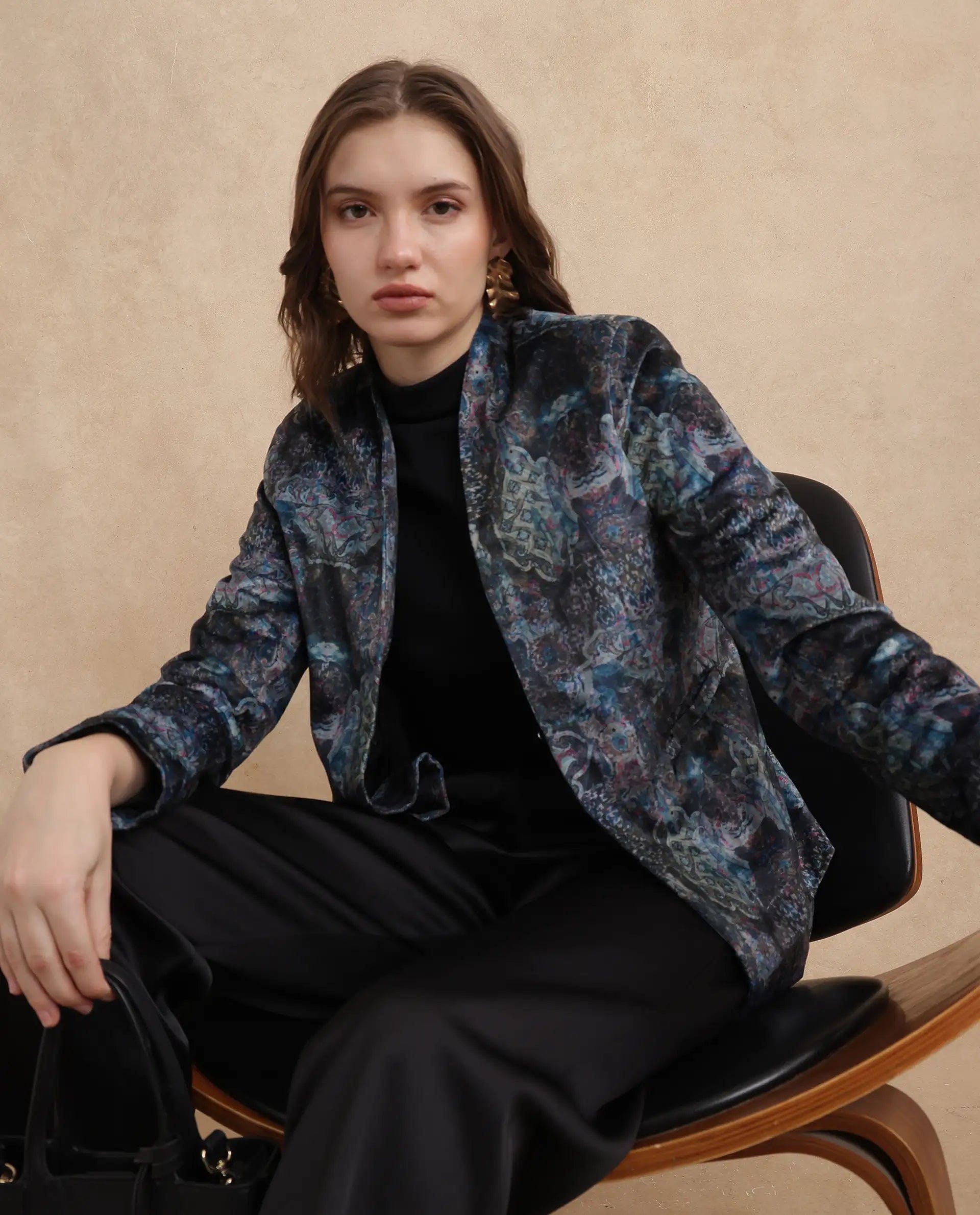 Rareism Women's Valorie Multi Velvet Lapel Neck Abstract Print Cuffed Sleeve Regular Fit Blazer