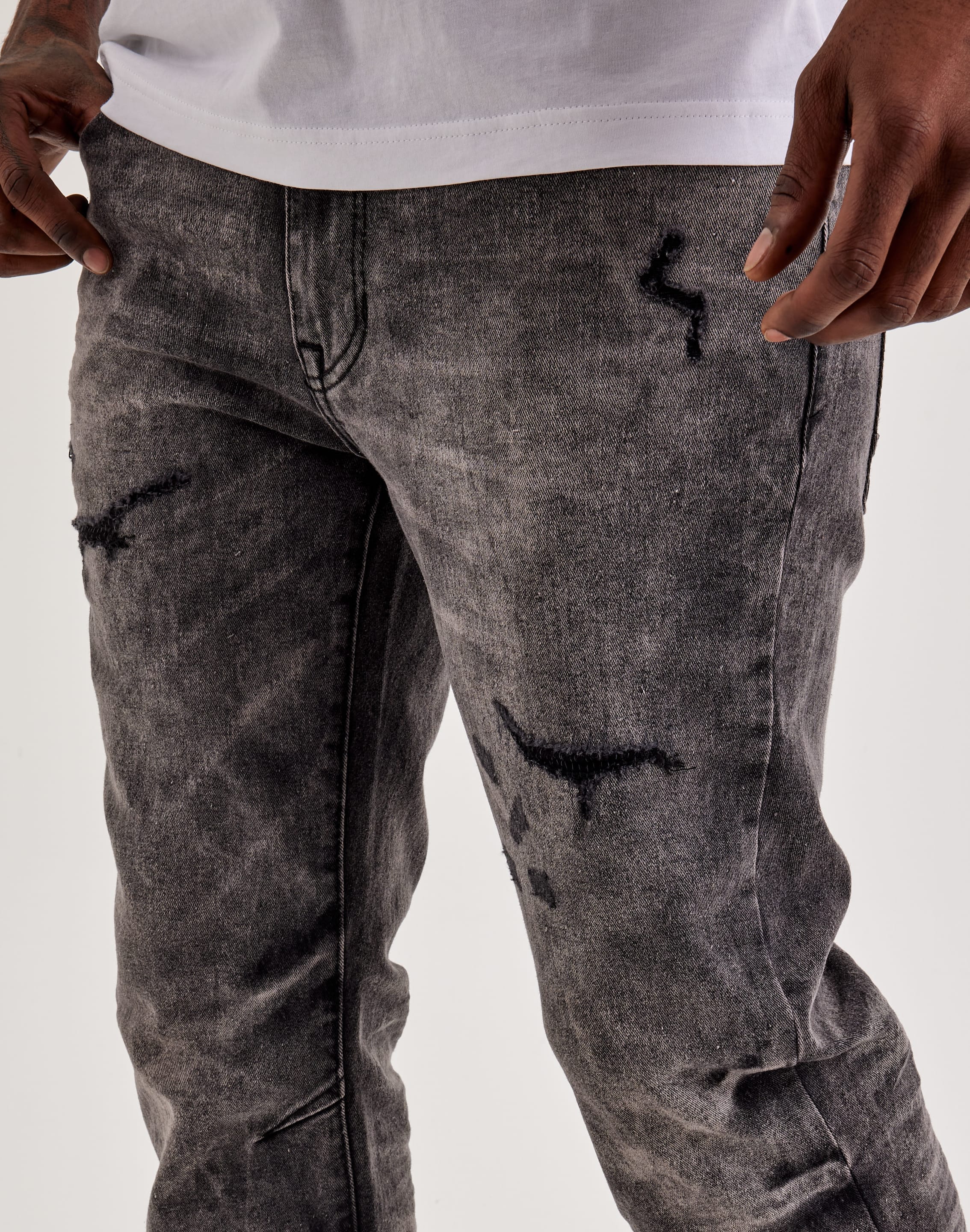 Smoke Rise Distressed Knee Burst Slim Denim Jeans