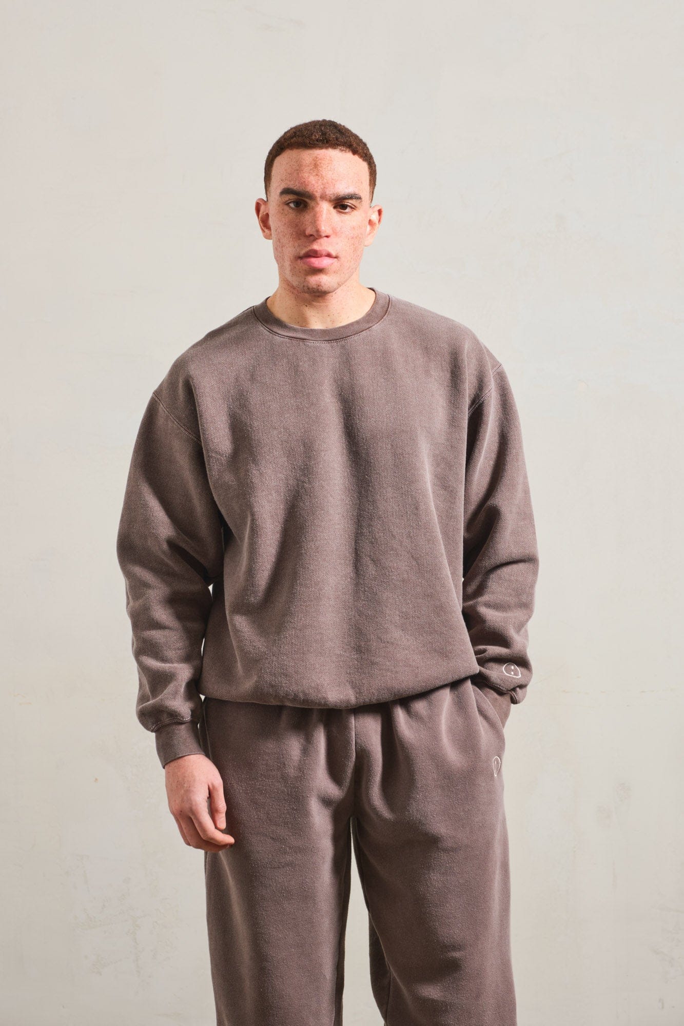 Essentials Vintage Washed Sweater & Jogger Set - Cocoa