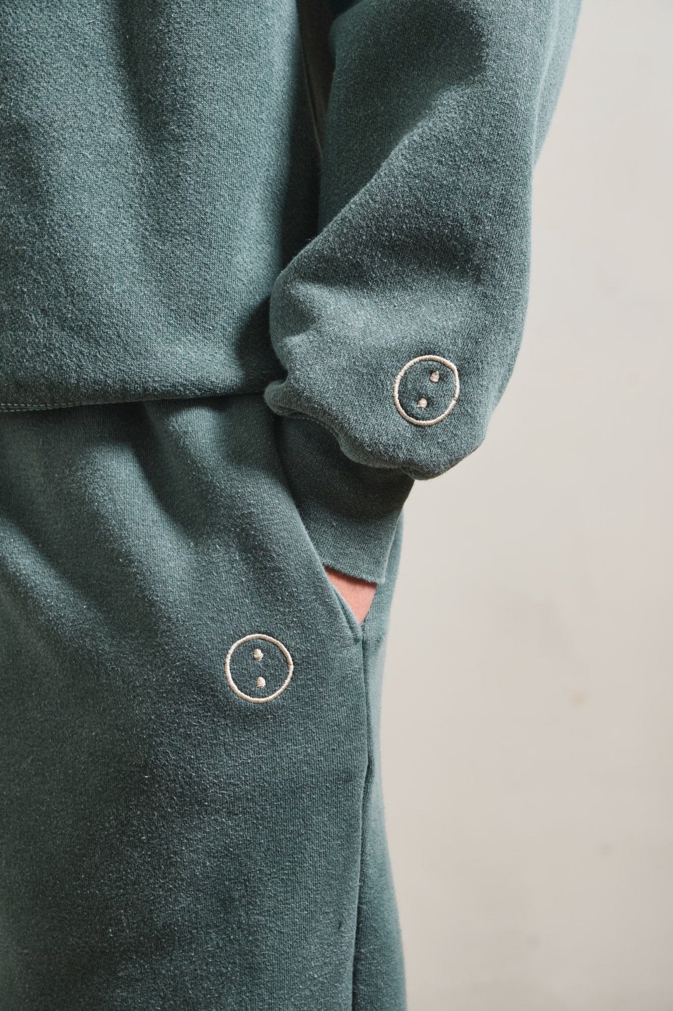 Essentials Vintage Washed Sweater & Jogger Set - Forest