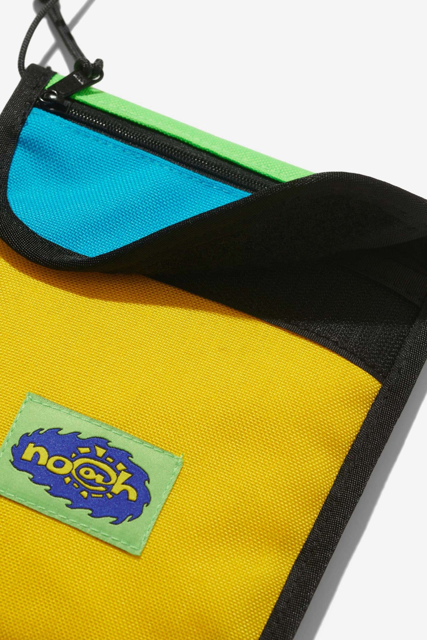 Always DO WHAT YOU Should DO X NOAH SHOULDER BAG