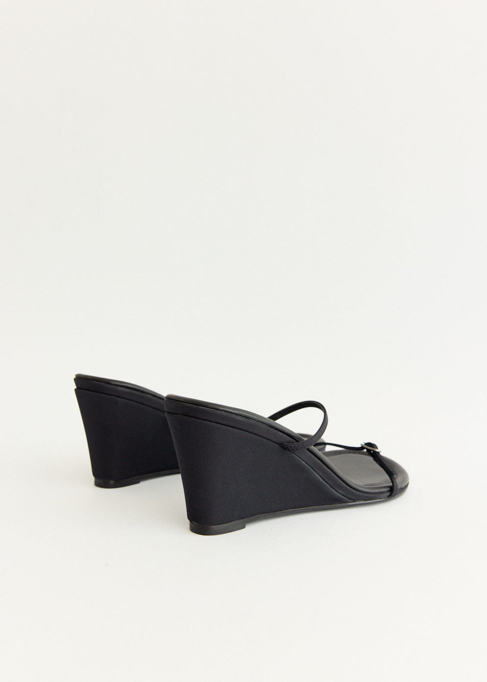 St Agni Petit Belt Detail Wedge