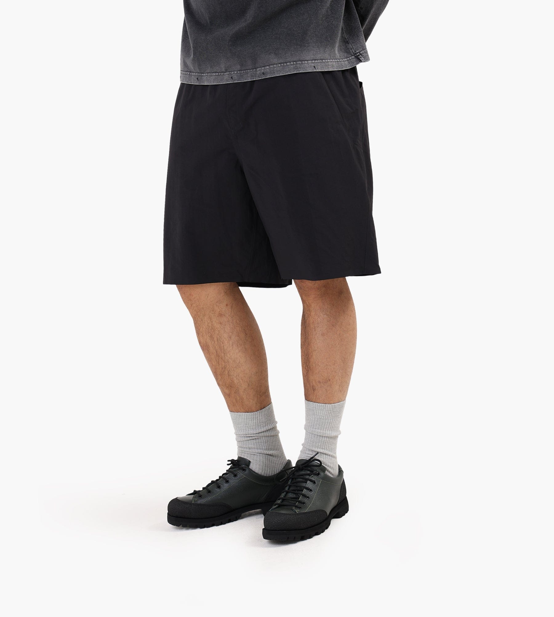 Veilance Spere SL Short M Black