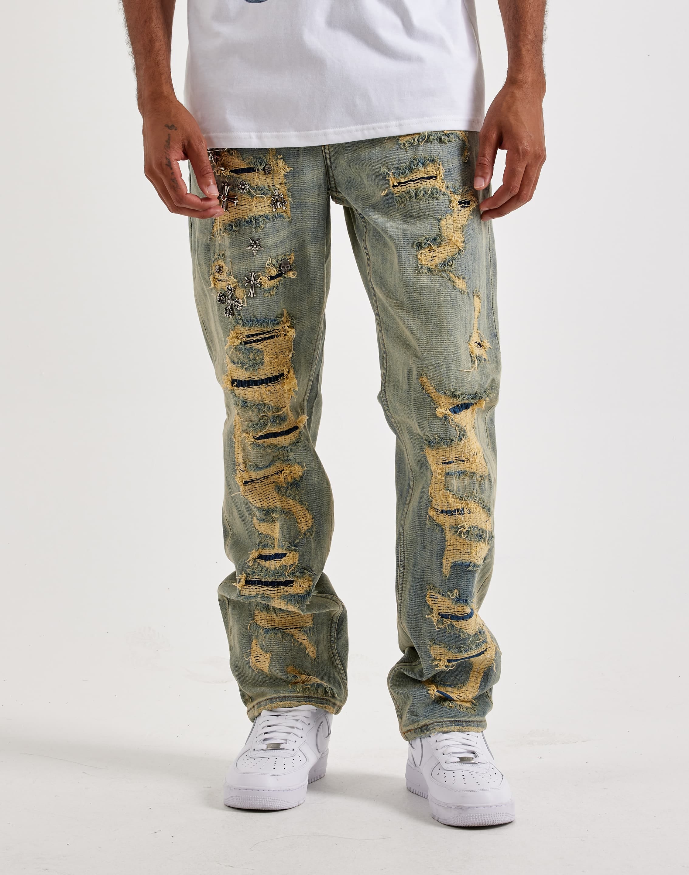 United COTES Smugglers Moon Slim Distressed Denim
