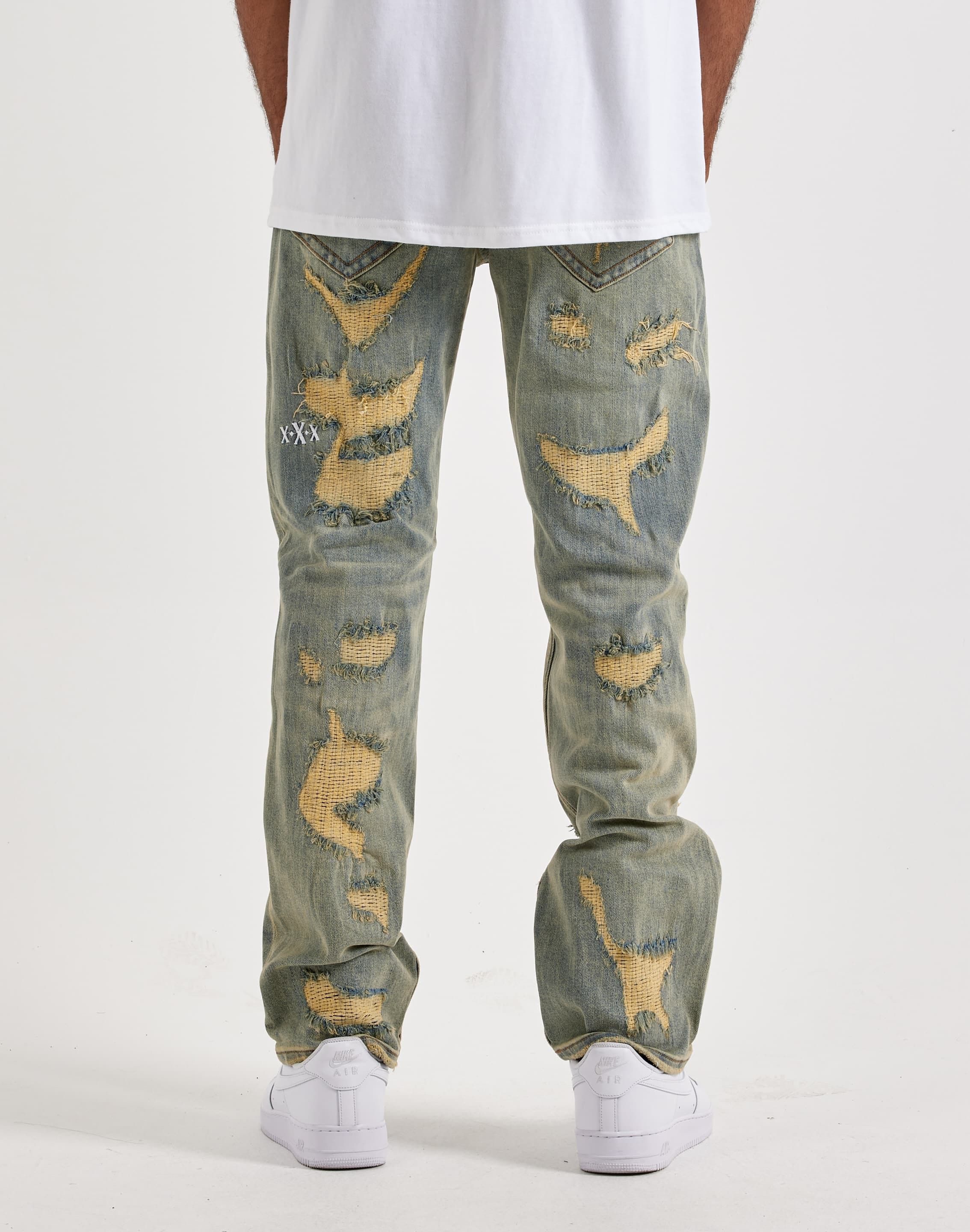 United COTES Smugglers Moon Slim Distressed Denim