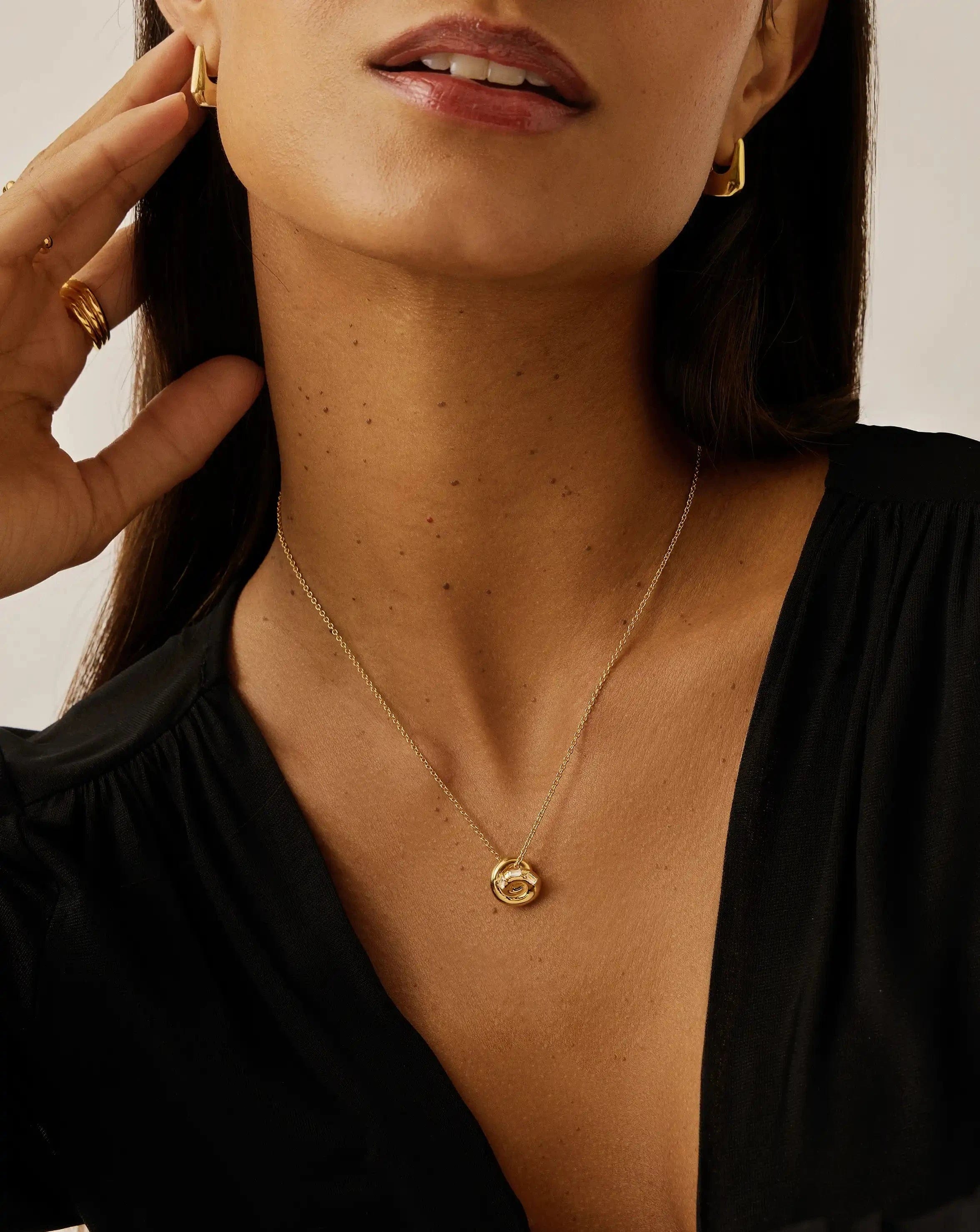 Knot Lucy Williams Pavé Knot Pendant Necklace | 18ct Gold Plated