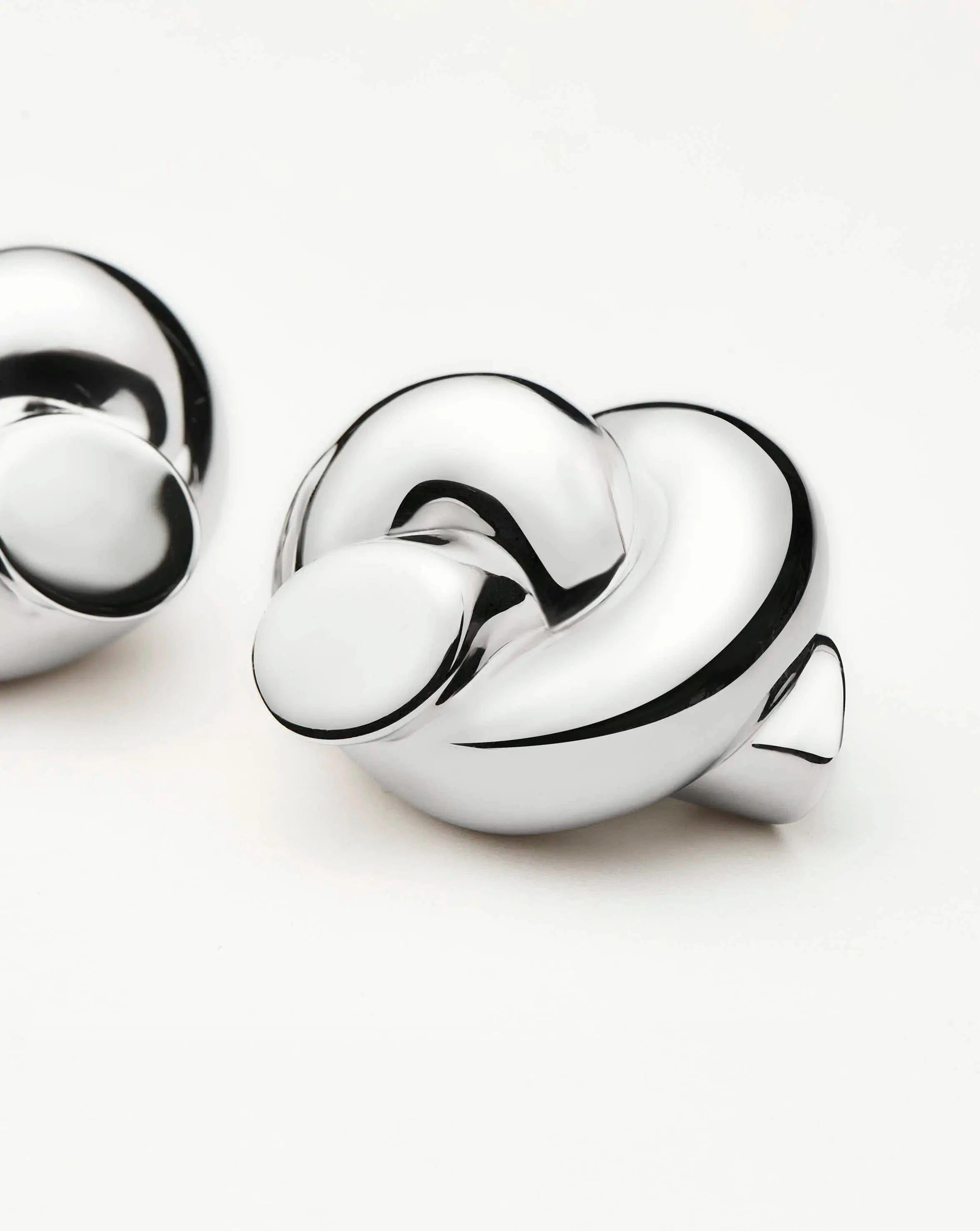 Knot Lucy Williams Knot Oversized Stud Earrings | Silver Plated