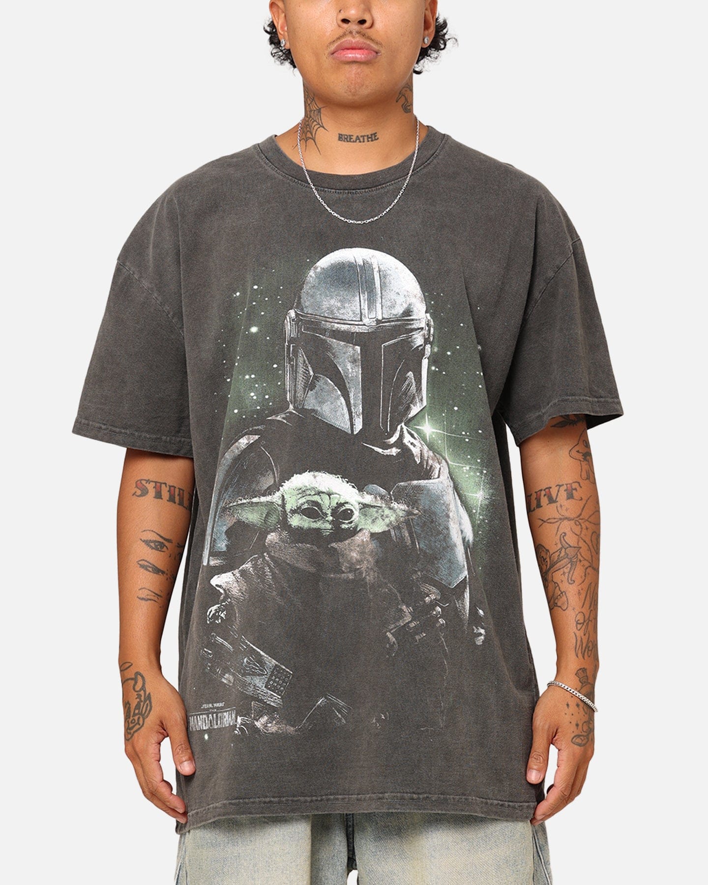 73studio Star Wars The Mandalorian Heavyweight T - Shirt Black Wash