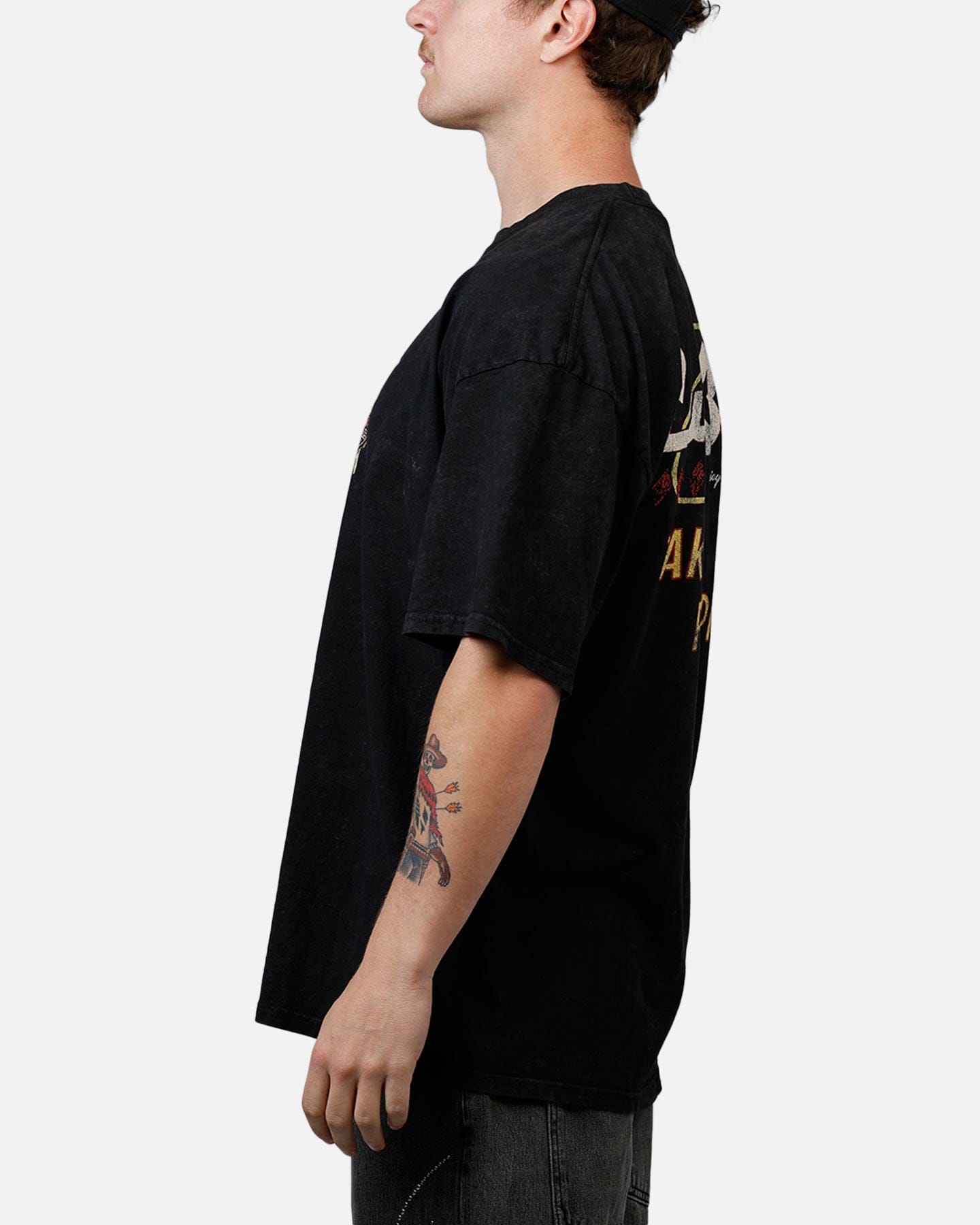 73studio x Fallout: New Vegas Lucky 38 T - Shirt Black Acidwash
