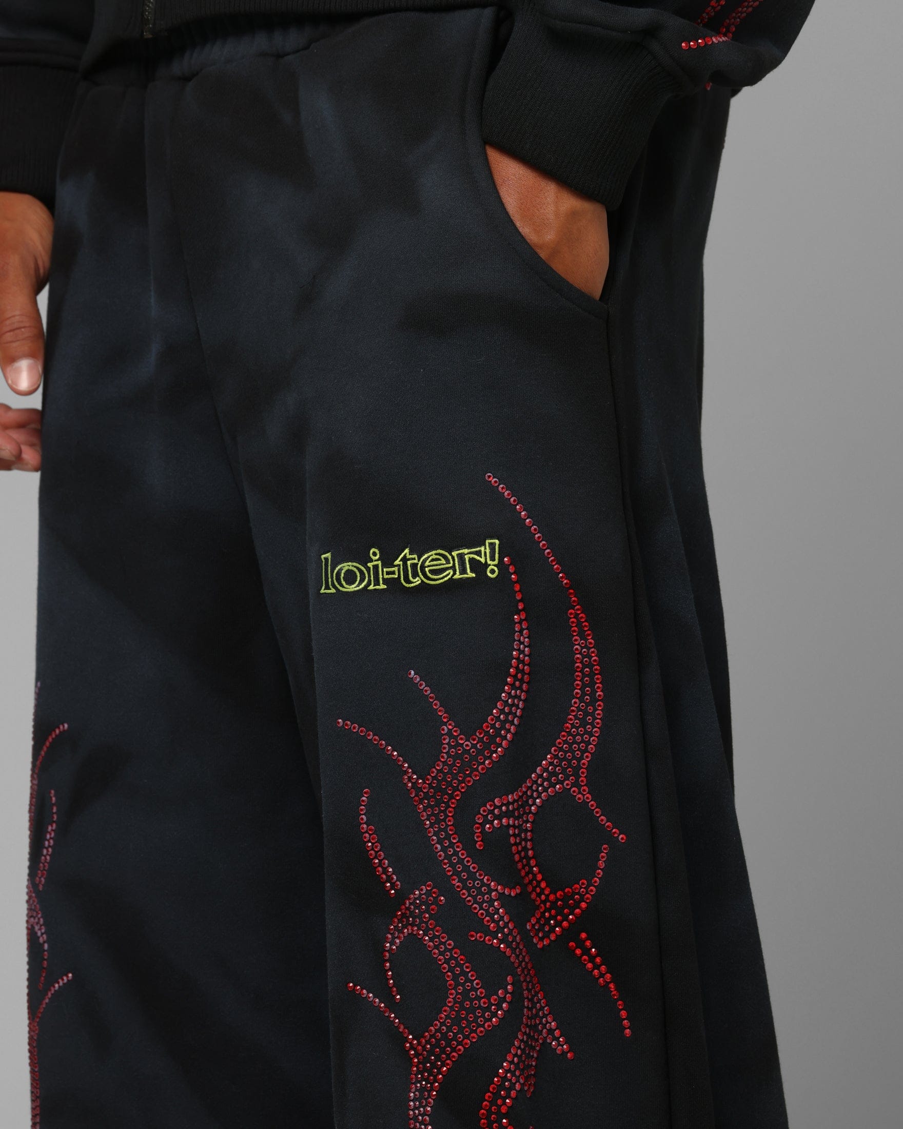Loiter x Yu - Gi - Oh! Slifer Sky Dragon Sweatpants Black Wash