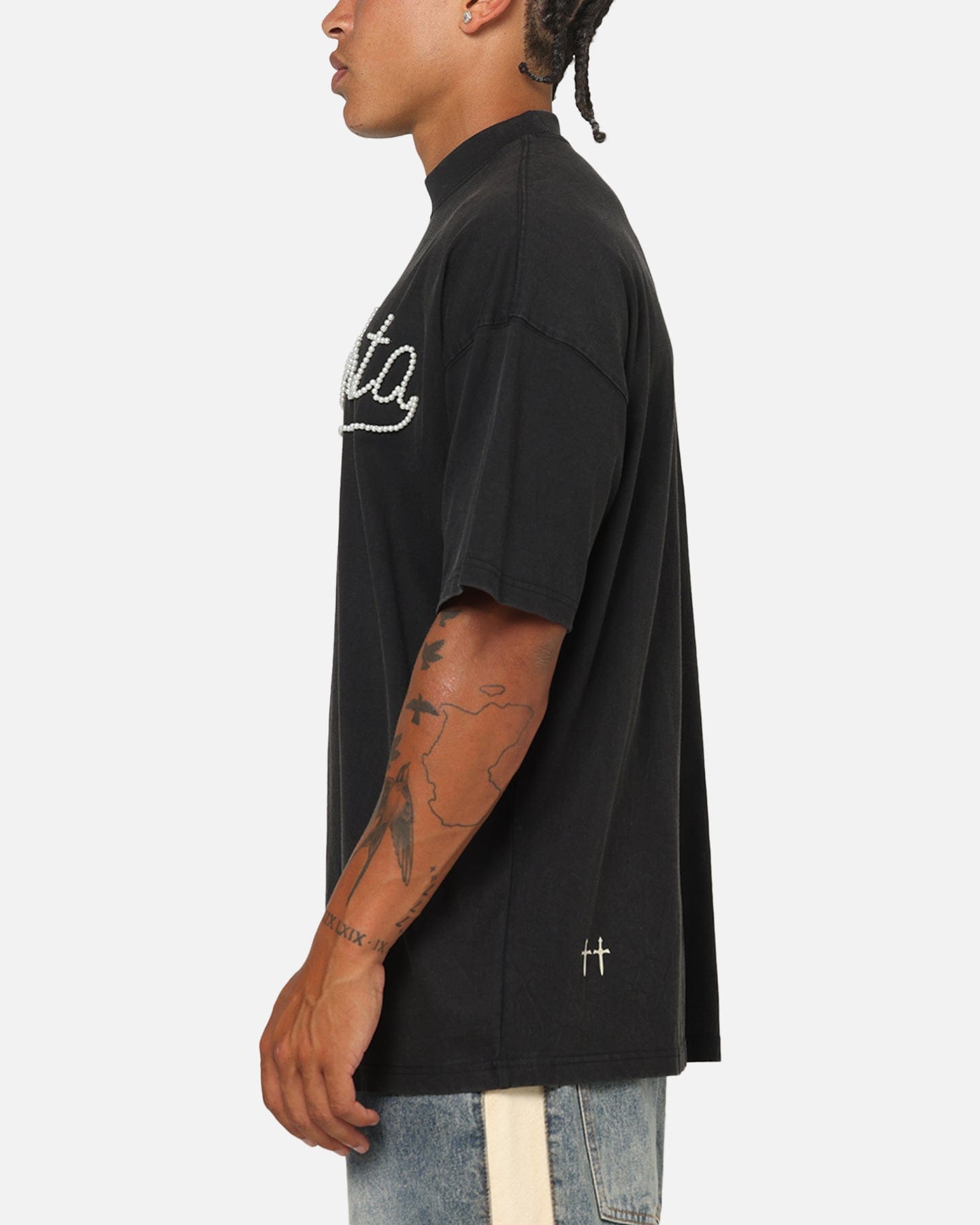 Saint Morta Pearl Script T - Shirt Vintage Black
