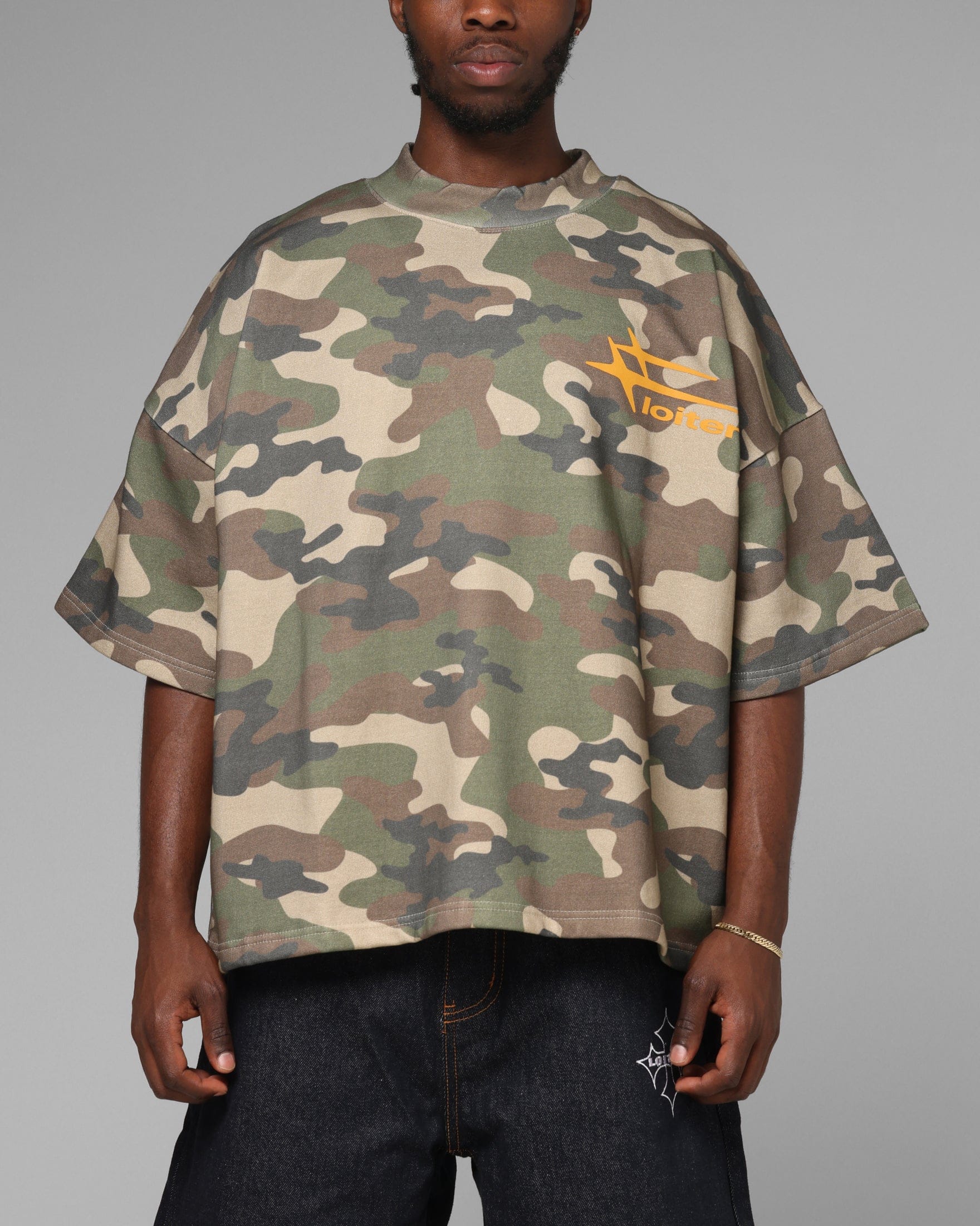 Loiter Ultra Hybrid Premium T - Shirt Camo