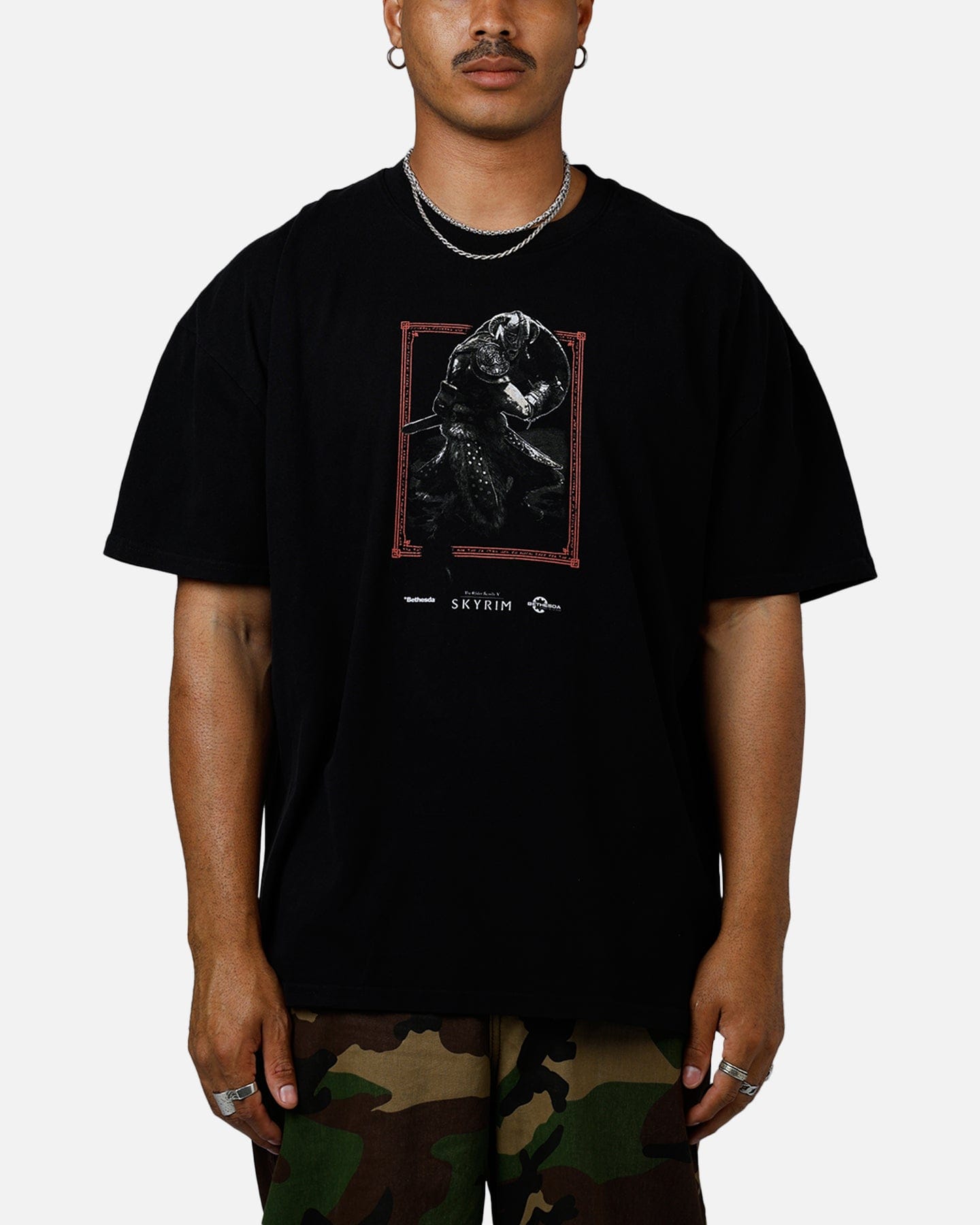 73studio x The Elder Scrolls V: Skyrim '11 Dragonborn Vintage T - Shirt Black